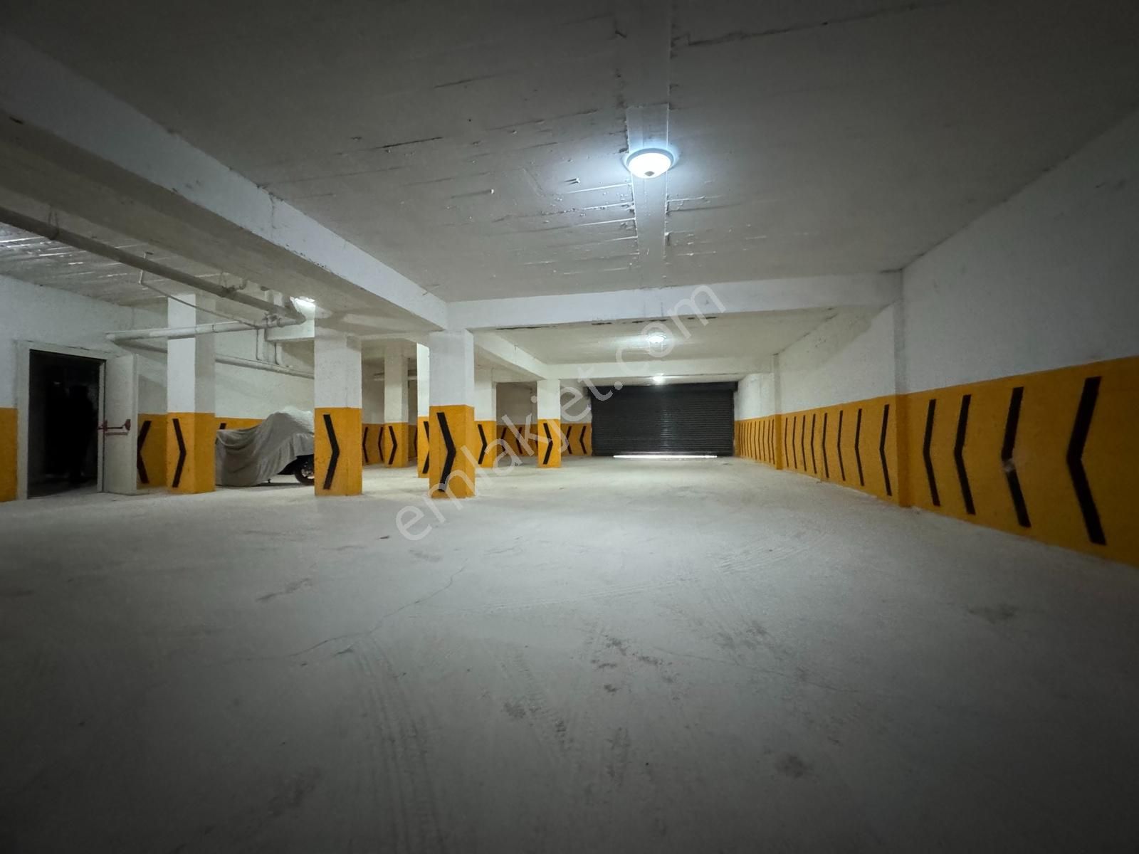 Selim Sultan Mahallesi Tuna Düğün Salonu Yakını Yeni Binada 4+1 - Görsel 23