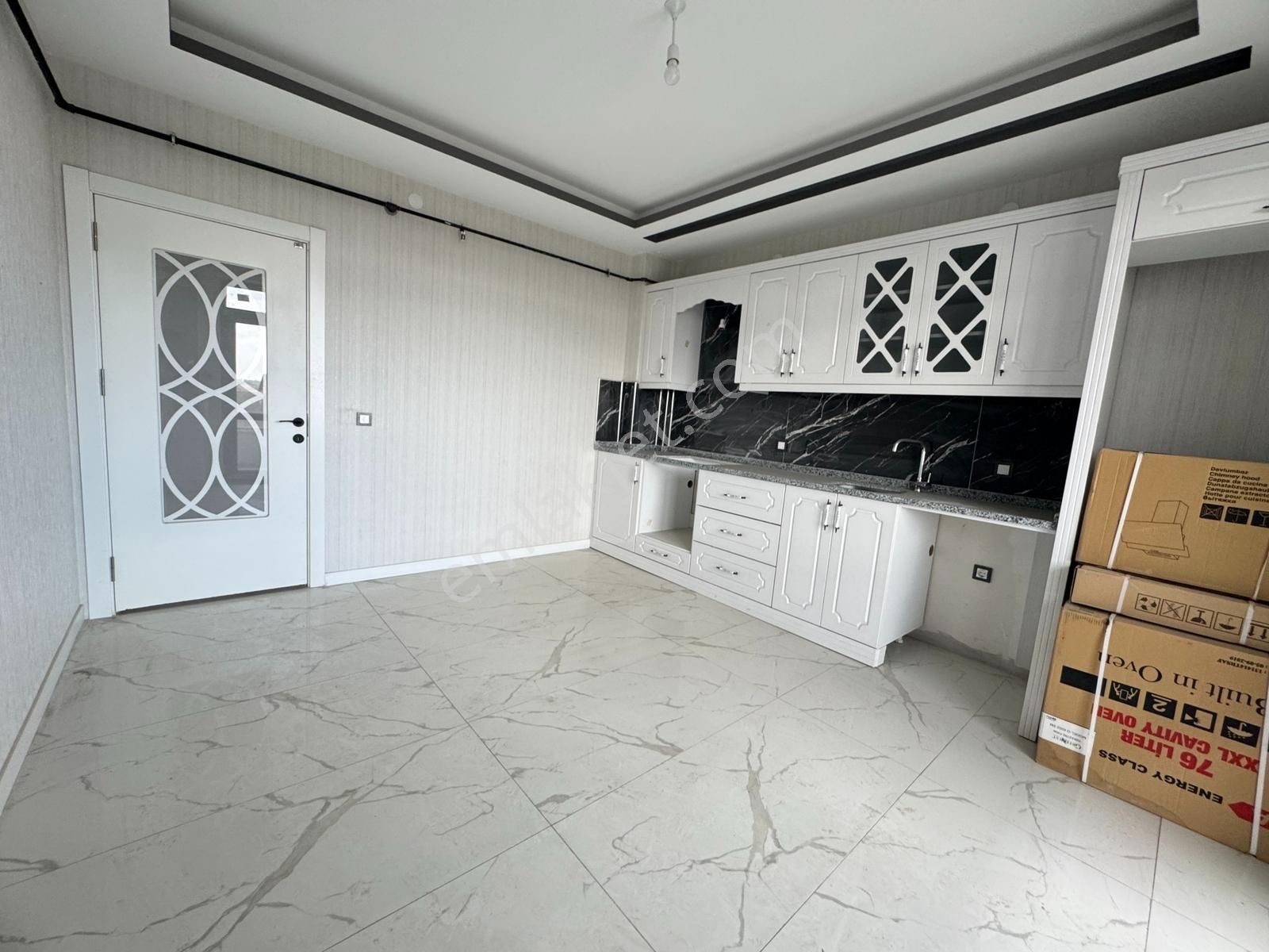 Selim Sultan Mahallesi Tuna Düğün Salonu Yakını Yeni Binada 4+1 - Görsel 8