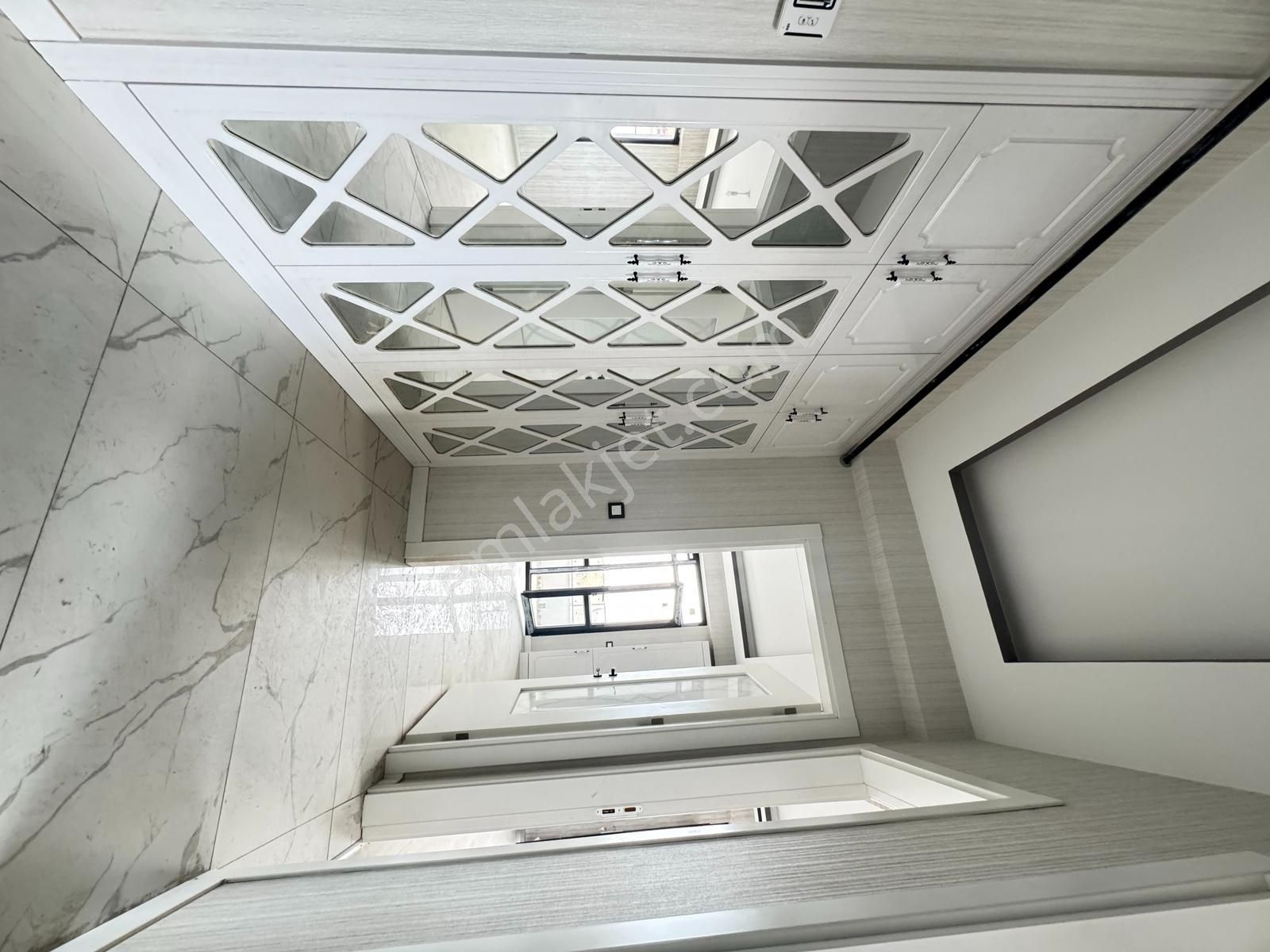 Selim Sultan Mahallesi Tuna Düğün Salonu Yakını Yeni Binada 4+1 - Görsel 20