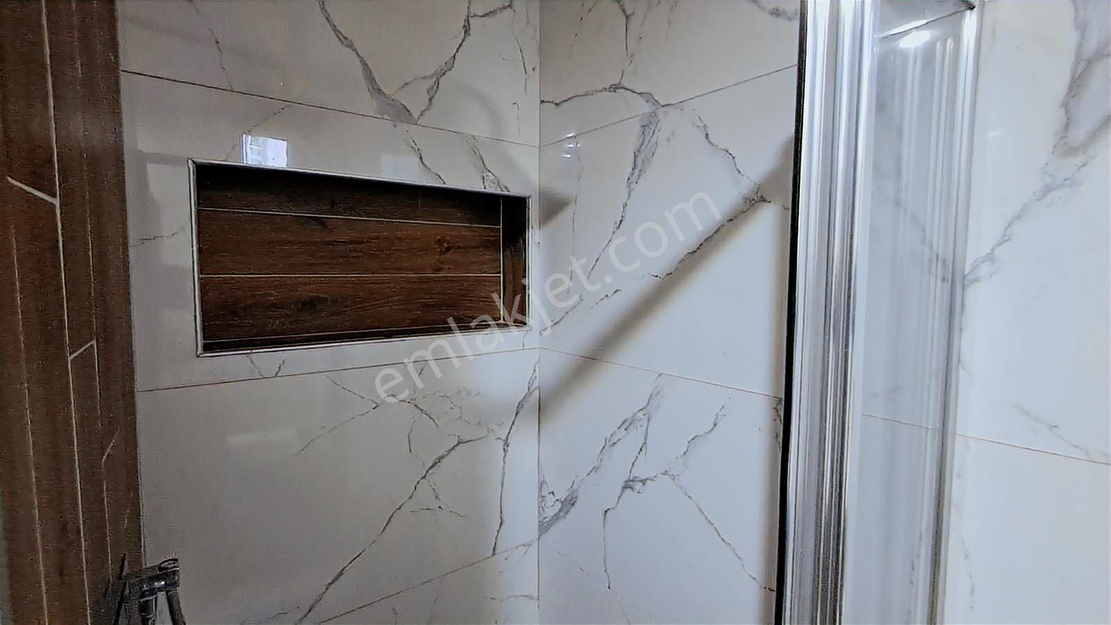 Eski Lara Yolunda Eşyalı Şık 1+1 Daire - Görsel 2