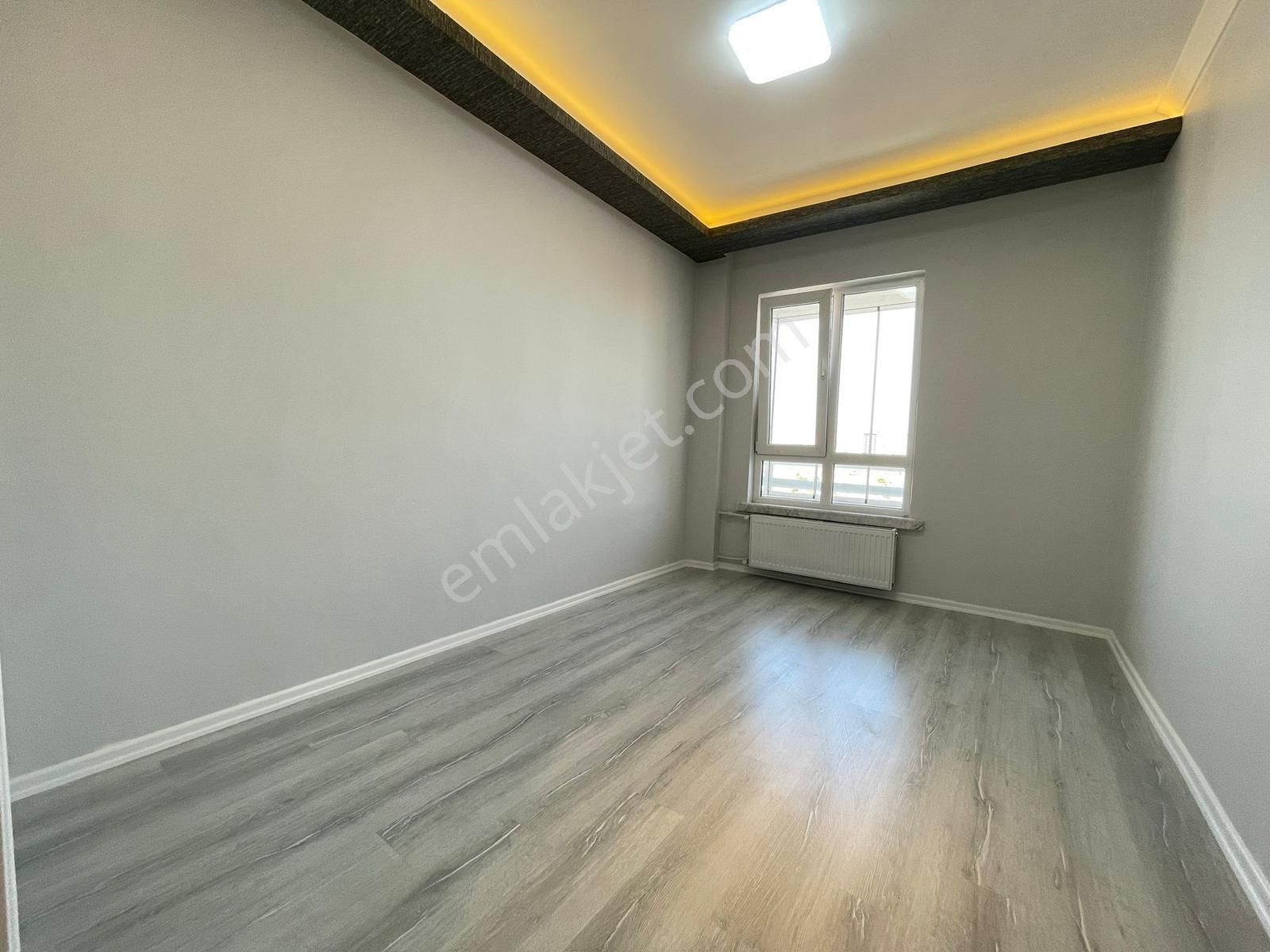 Kariyer'den Ultra Lüx Yapılı Çft Banyolu Yüksek Katta 3+1 Daire - Görsel 34