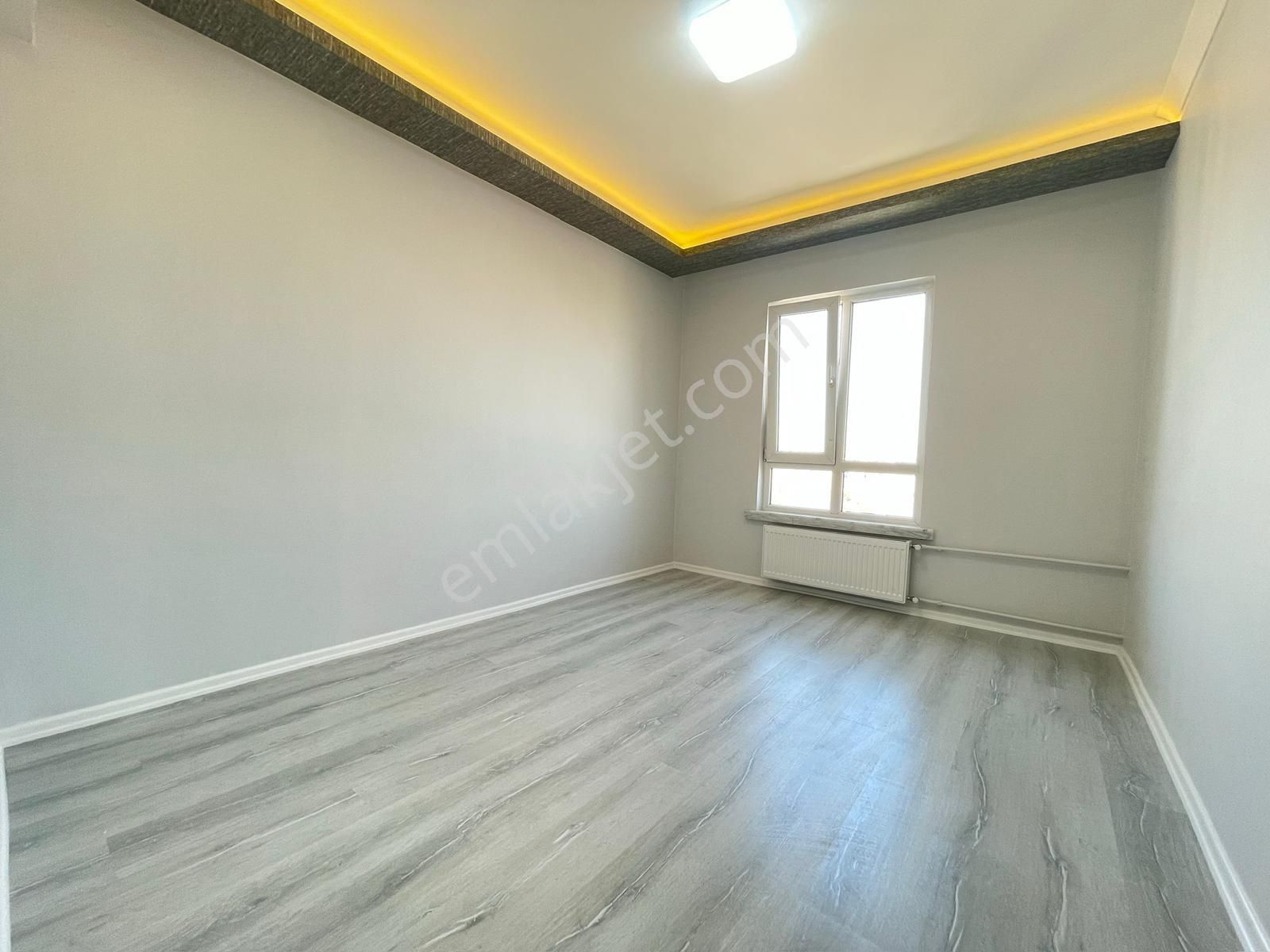 Kariyer'den Ultra Lüx Yapılı Çft Banyolu Yüksek Katta 3+1 Daire - Görsel 25