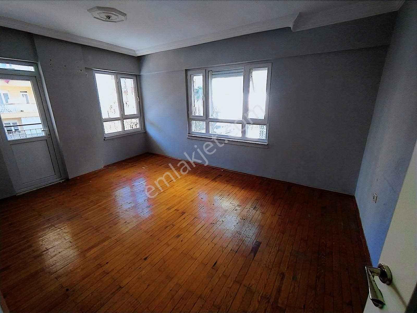 Merkezi Konumda 3+1 Kiralık Daire - Görsel 8