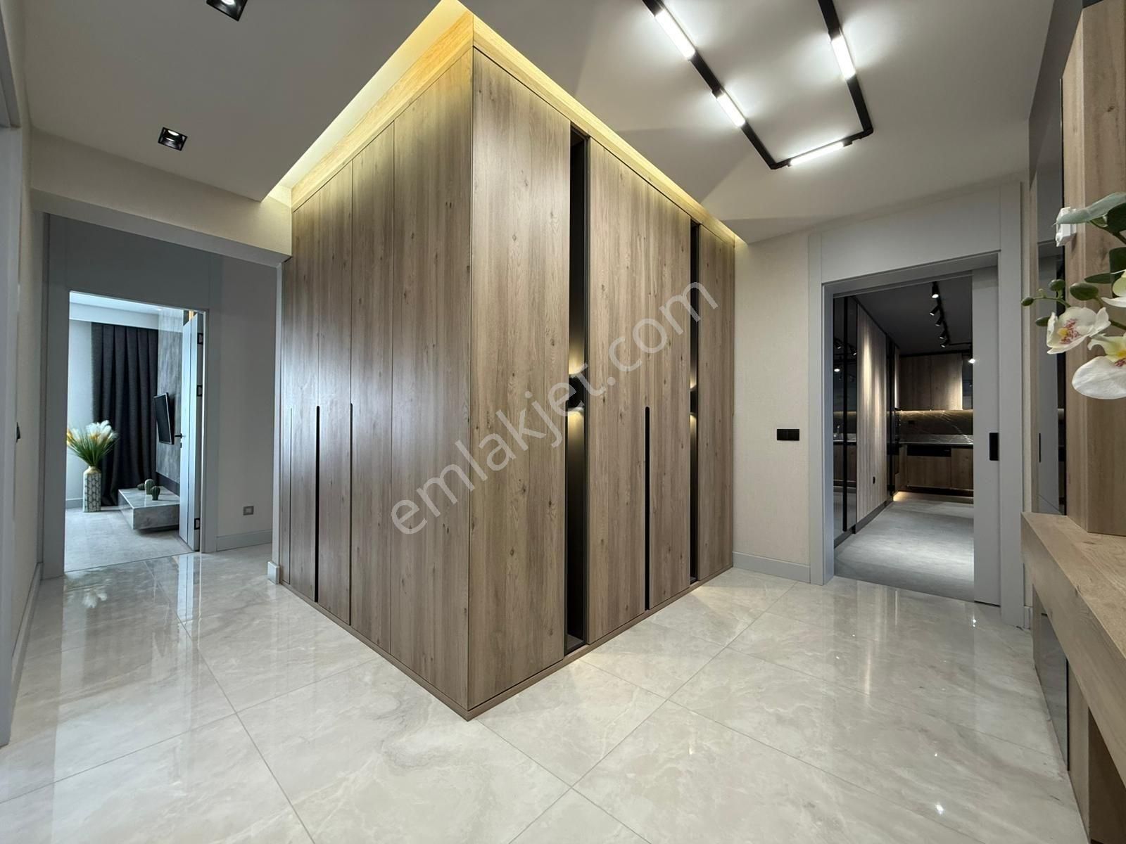 Kariyer'den Başkent Bulvarda 4+1 Sıfır Mobilyalı Lüx Eşyalı Daire - Görsel 33