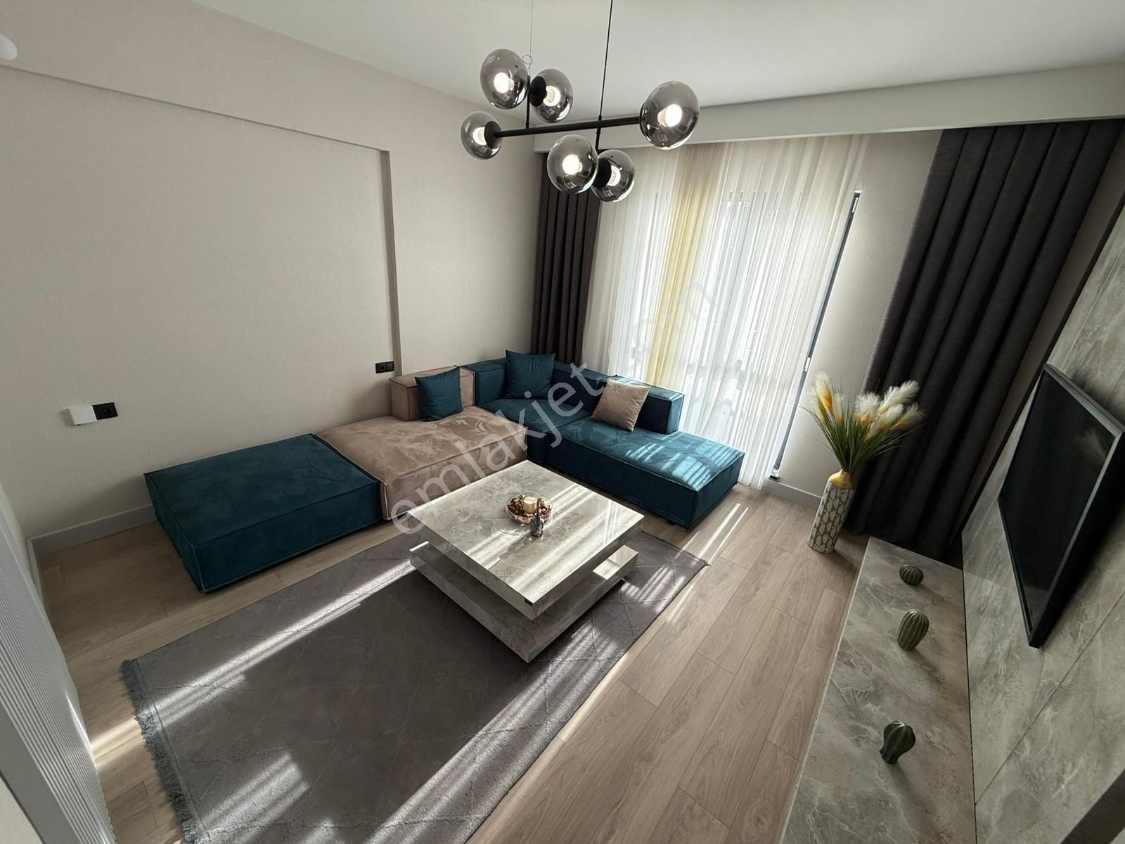 Kariyer'den Başkent Bulvarda 4+1 Sıfır Mobilyalı Lüx Eşyalı Daire - Görsel 28