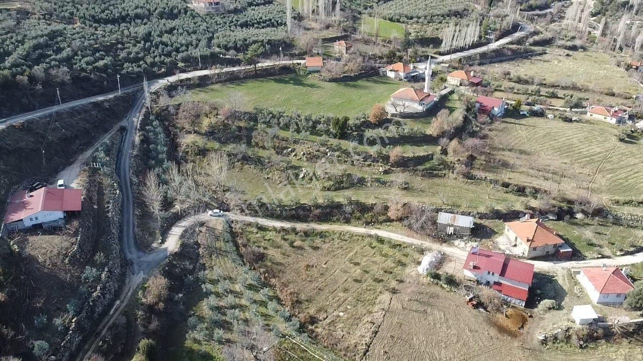 Dere Mah. 1544m2 , Köyiçi İmarlı Kadastrol Yola Cephe Arazi - Görsel 3