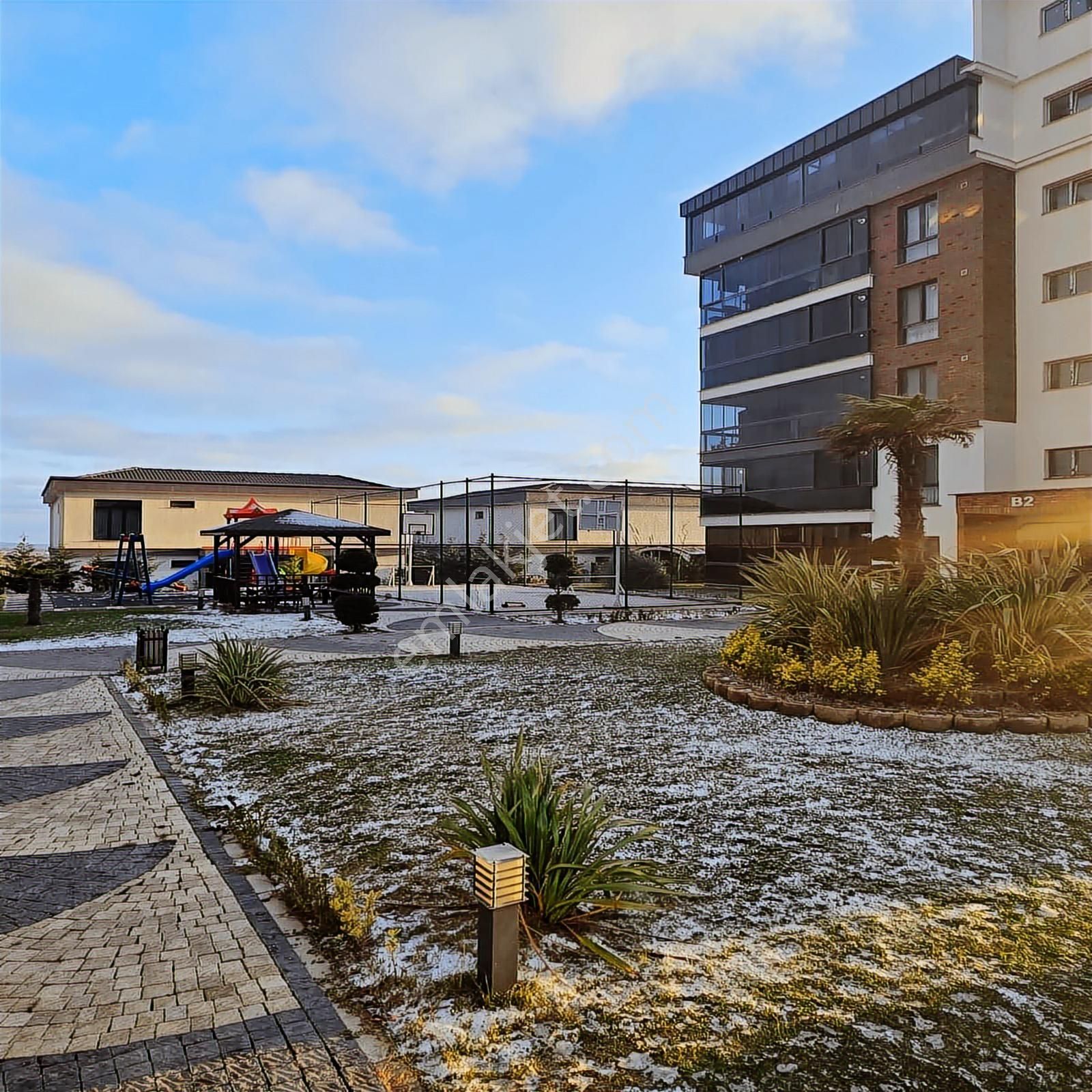 Çerkezköyün En Güzel Projesinde Ön Cephe Lüks Sıfır Arat Kat 3+1 - Görsel 29