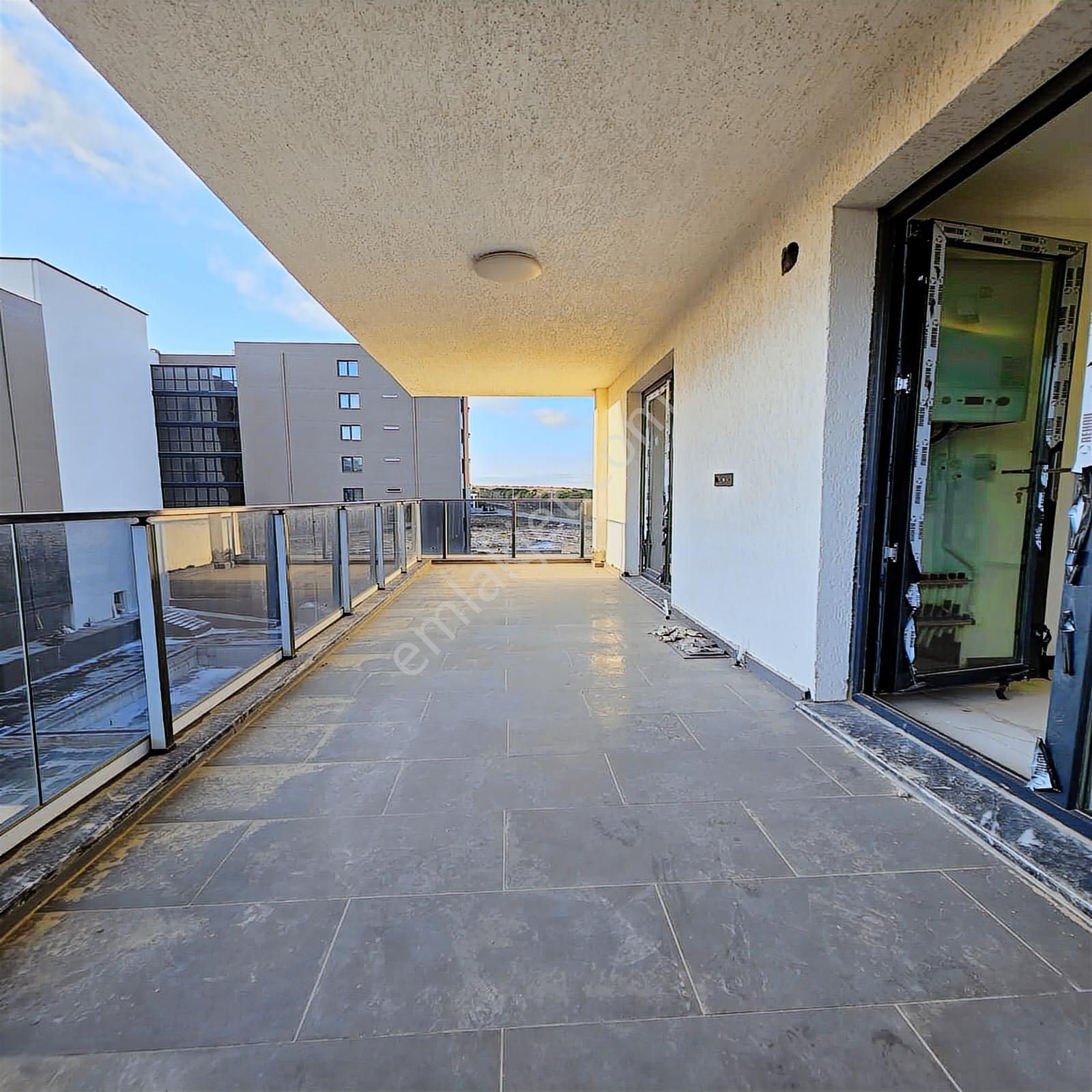 Çerkezköyün En Güzel Projesinde Ön Cephe Lüks Sıfır Arat Kat 3+1 - Görsel 12