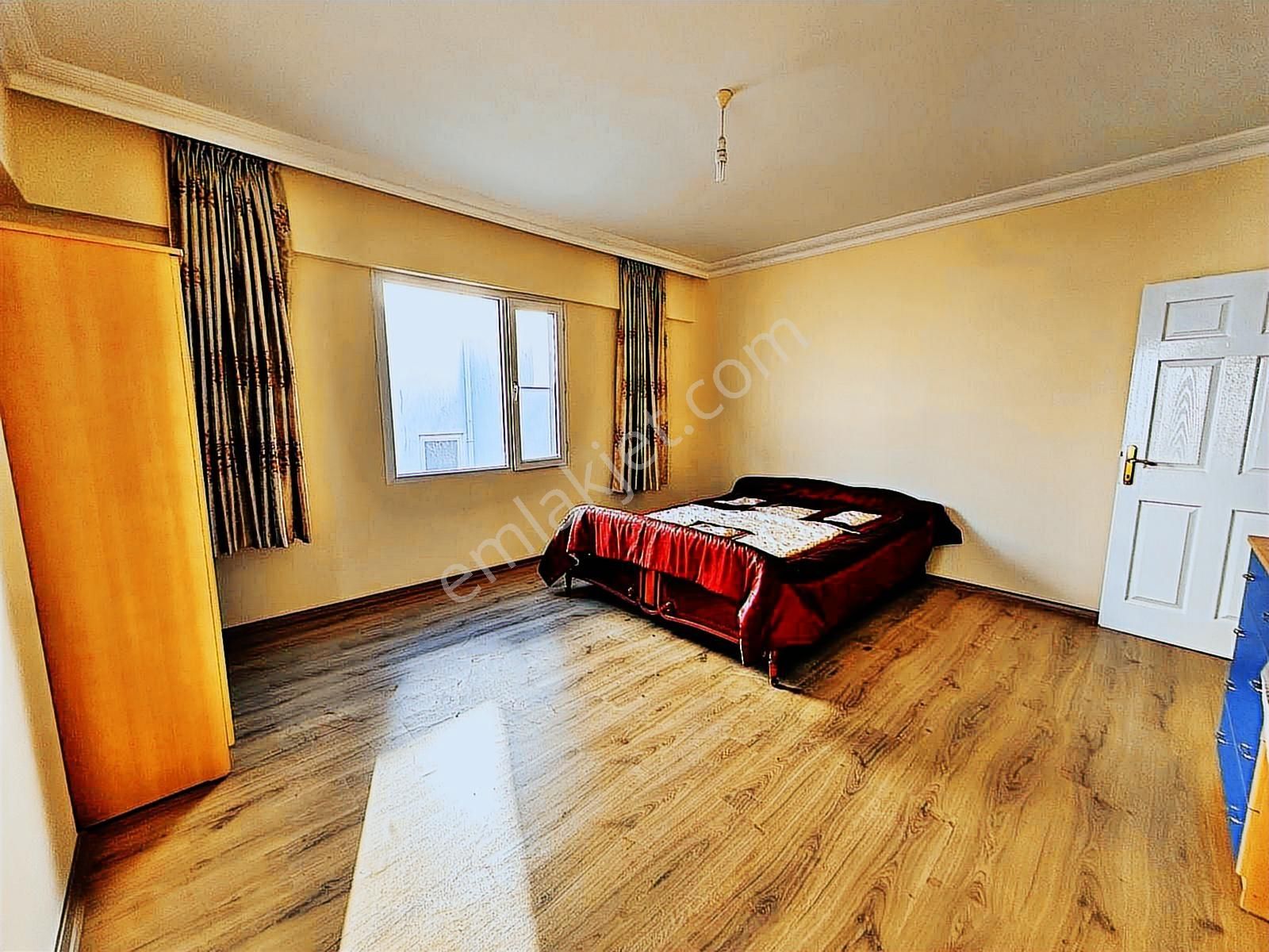 Altınkum Plajına Yürüme Mesafesinde 3+1 Ara Kat Eşyalı Daire - Görsel 15