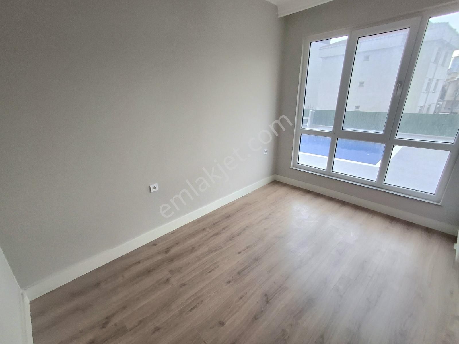 Turyap'tan Deluxıa Park Resıdence'ta Güney Cephe Sıfır 1+1 - Görsel 25