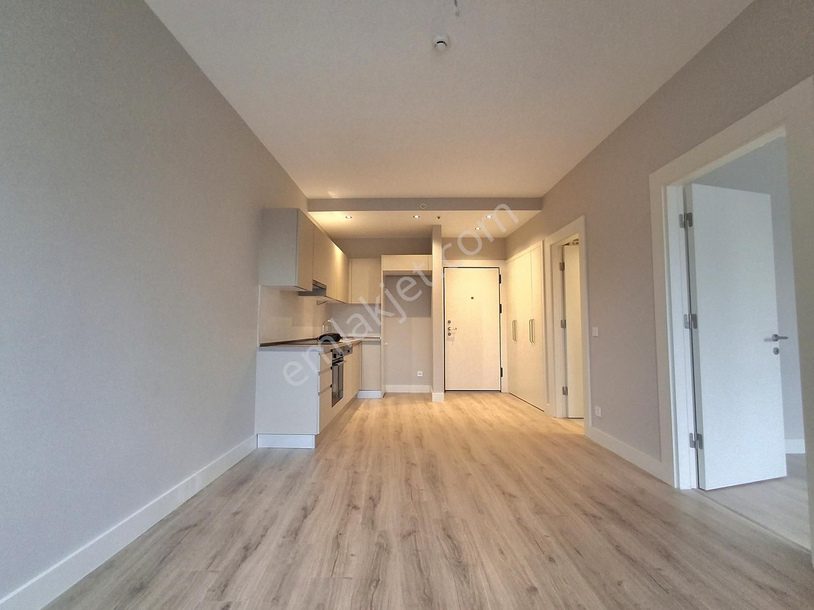 Turyap'tan Deluxıa Park Resıdence'ta Güney Cephe Sıfır 1+1 - Görsel 18