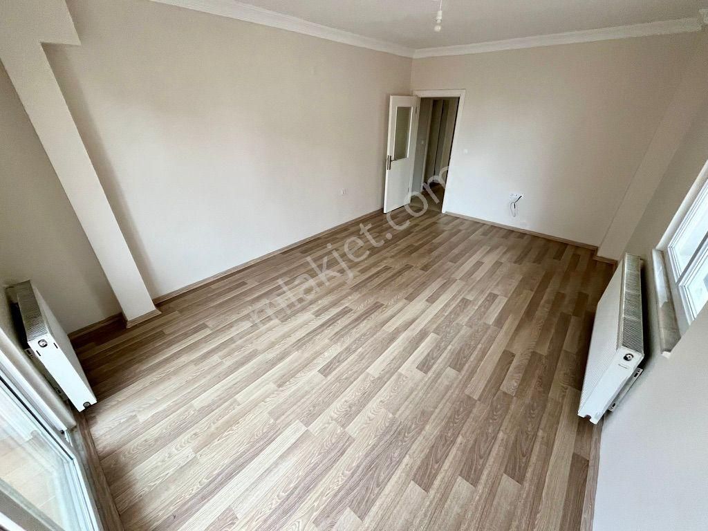Yükselden Kadıköyde Haftanın Fırsatı! Satılık Ön Cephe 3+1 Daire - Görsel 16