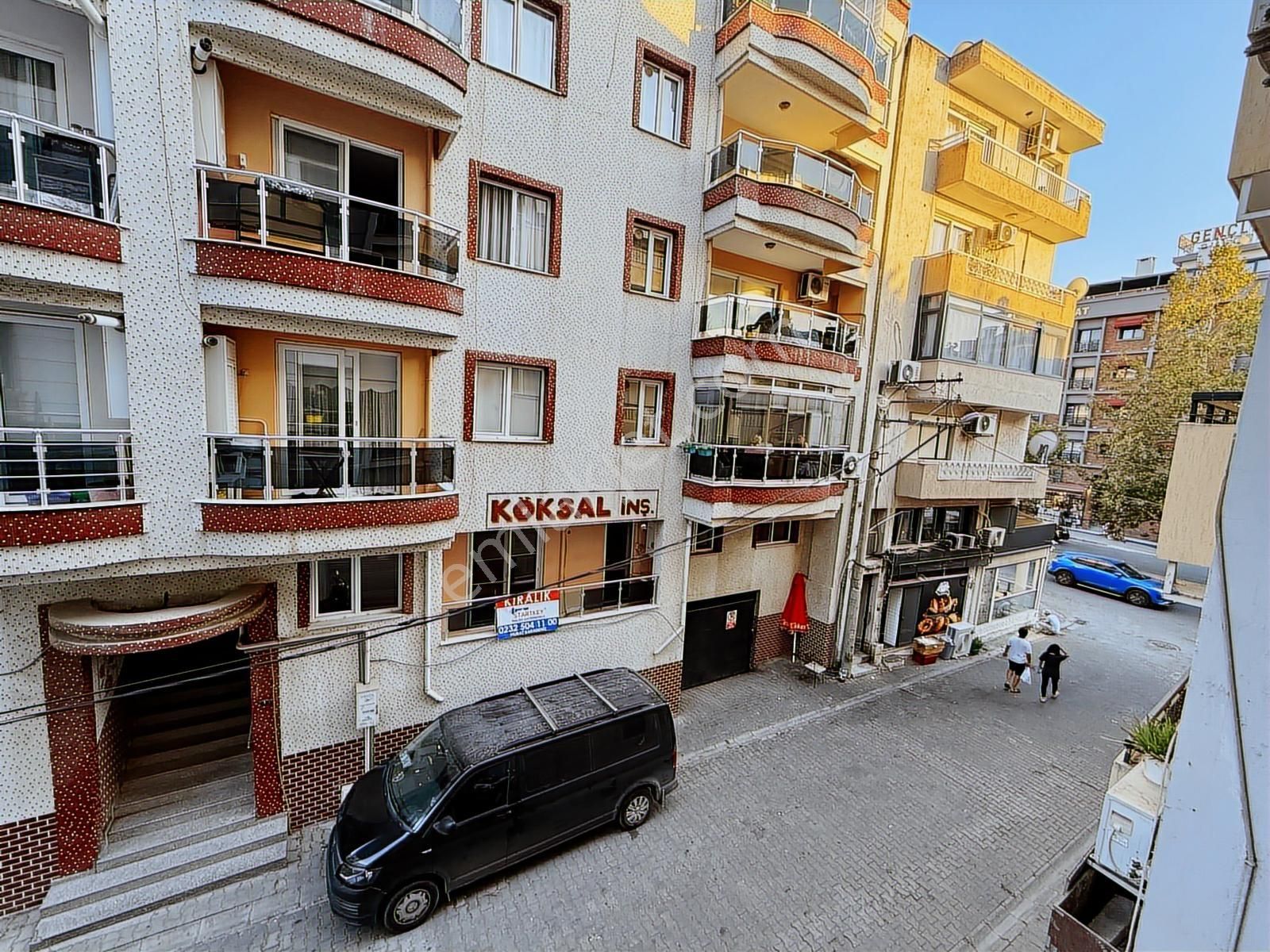 Karşıyaka Dedebaşında Genç Binada Satılık 3+1 Lüks Daire - Görsel 19