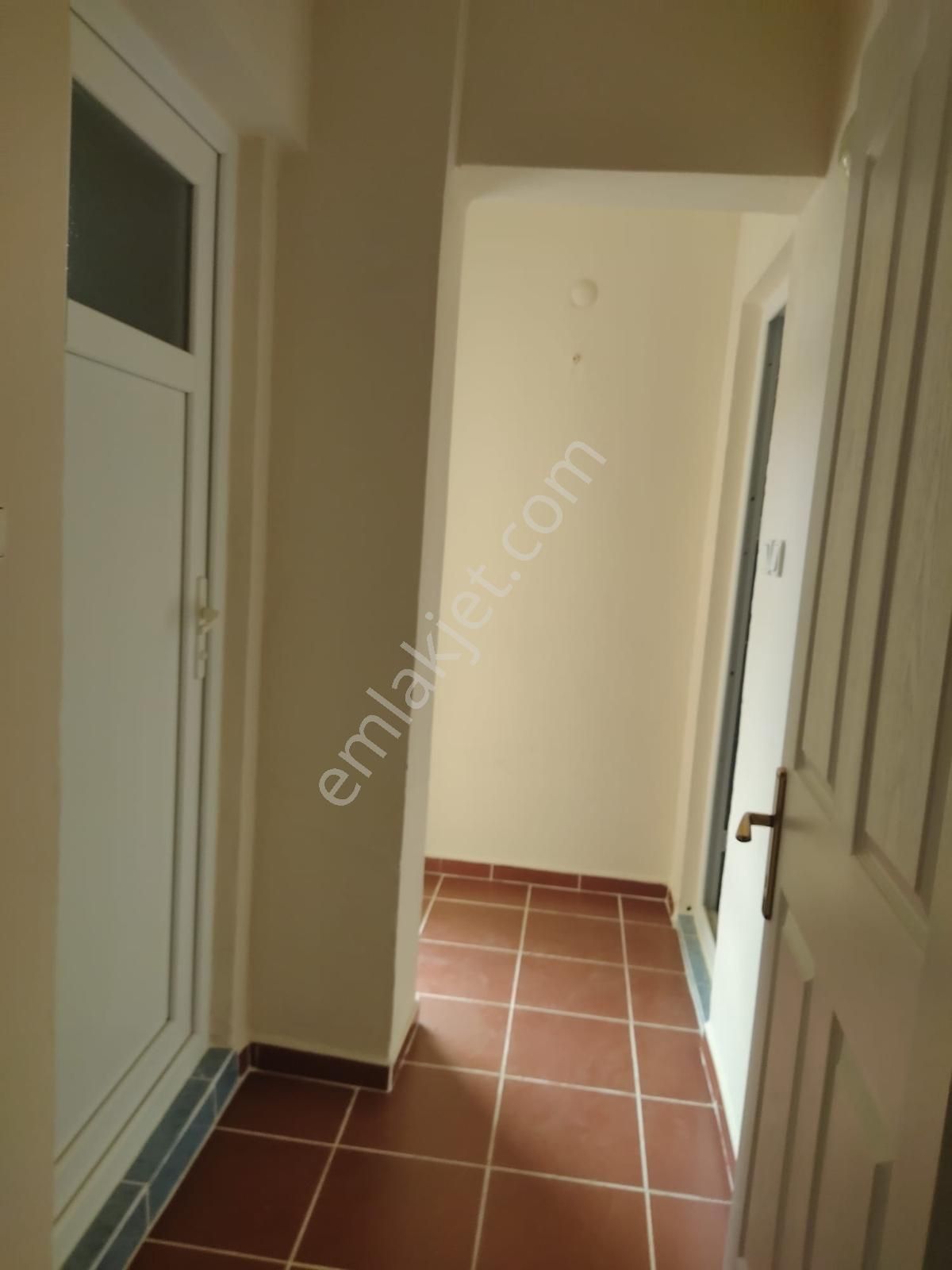 Yalova Çiftlik Köy Merkezinde Satılık Daire - Görsel 5