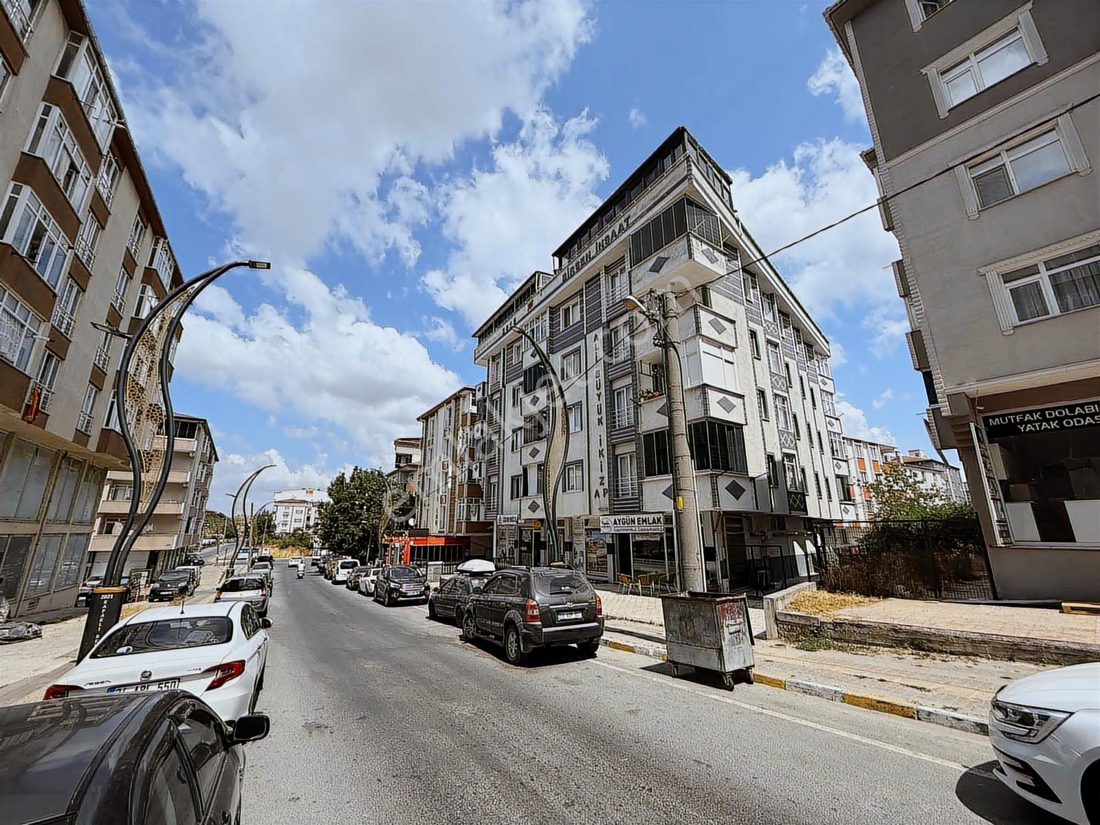 Kapaklı Cumhuriyet Mah Satılık Esyalı 1+1iskanlı Daire