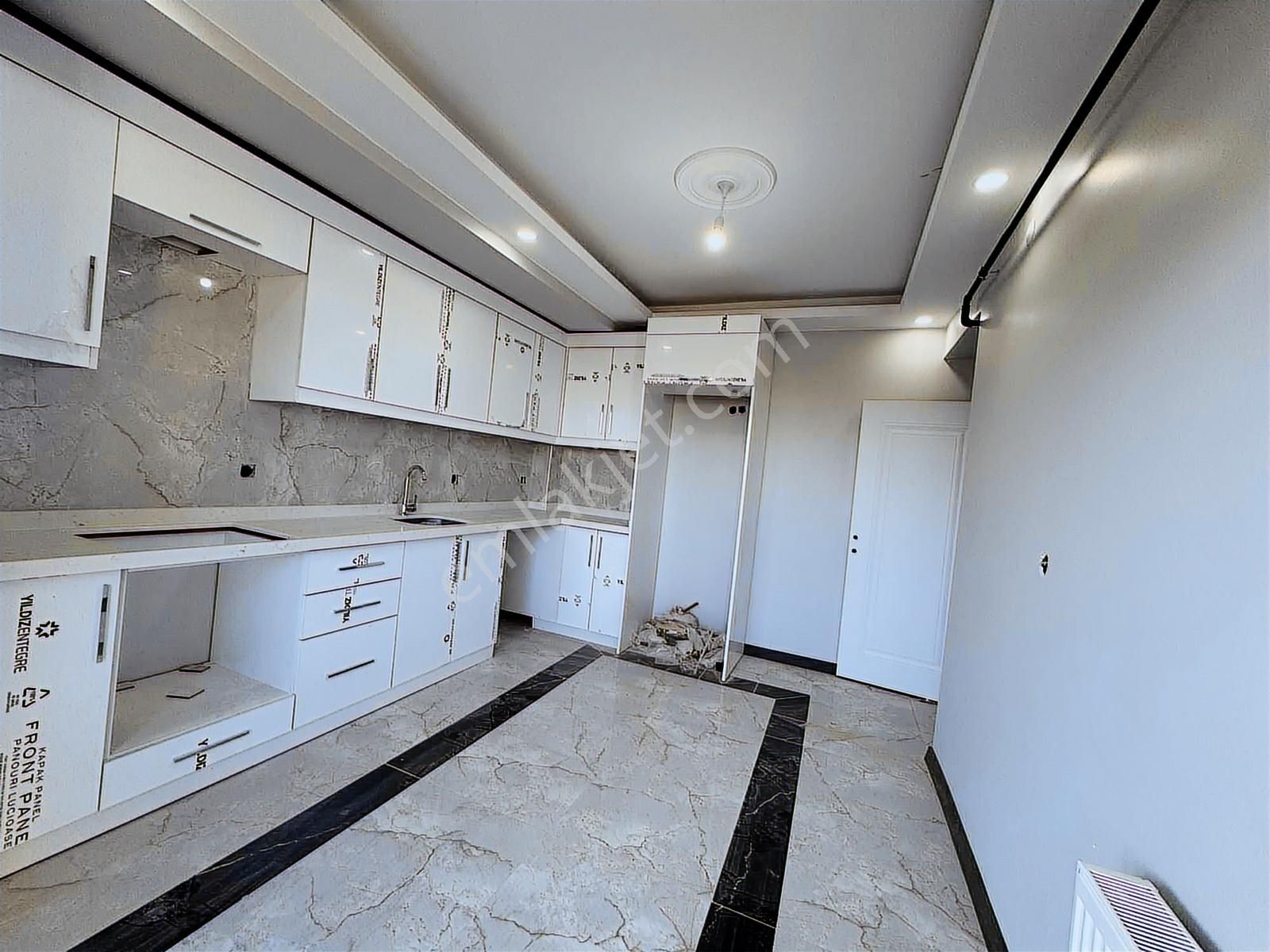 Gümüş Grouptan Y. Beyazıtta 2+1 Lüks Daire Otoparklı - Görsel 23