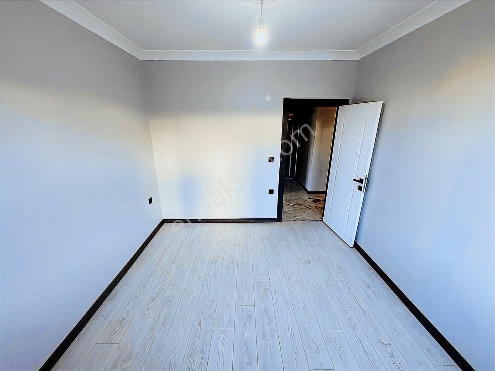 Gümüş Grouptan Y. Beyazıtta 2+1 Lüks Daire Otoparklı - Görsel 18