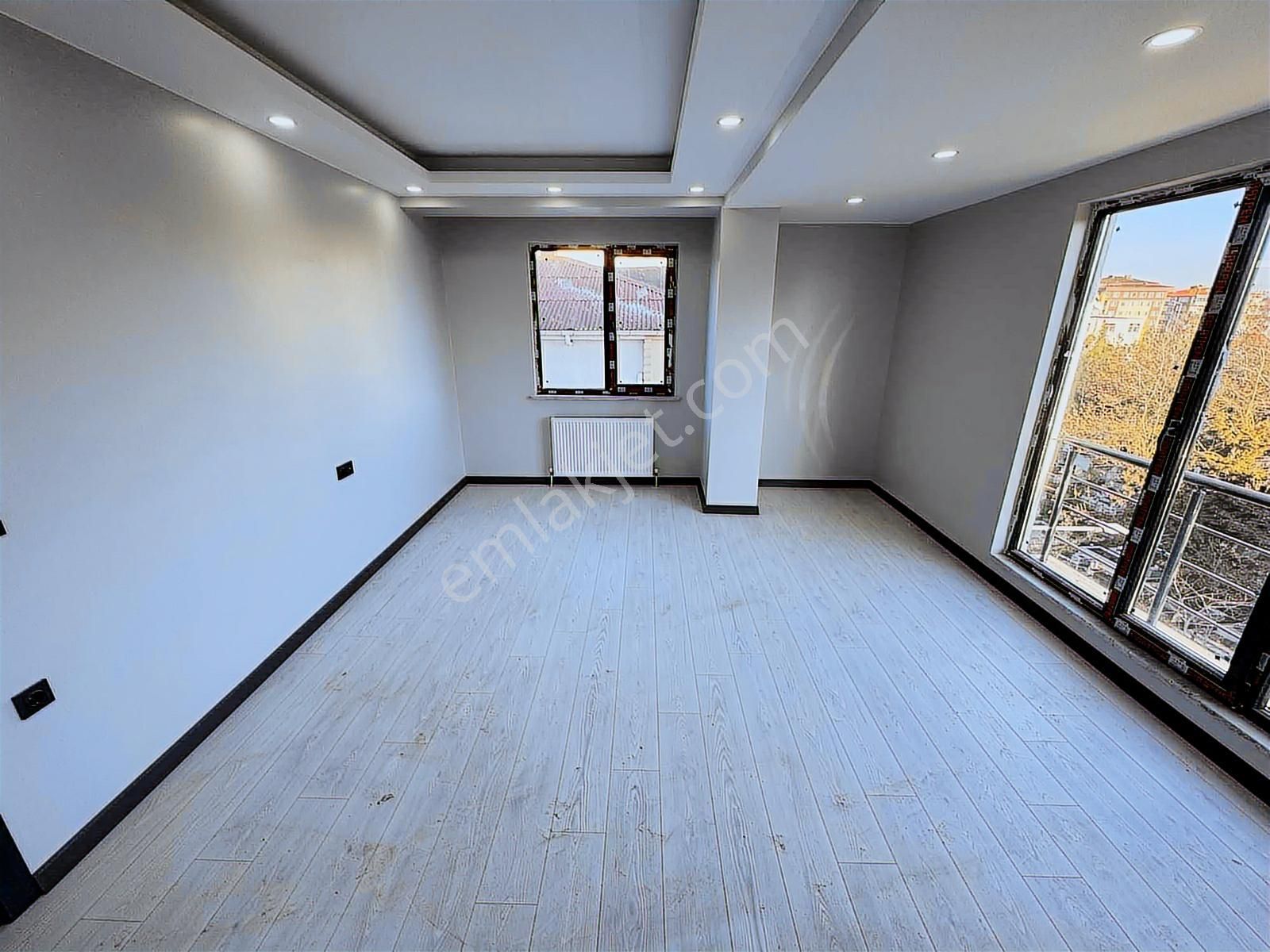 Gümüş Grouptan Y. Beyazıtta 2+1 Lüks Daire Otoparklı - Görsel 4