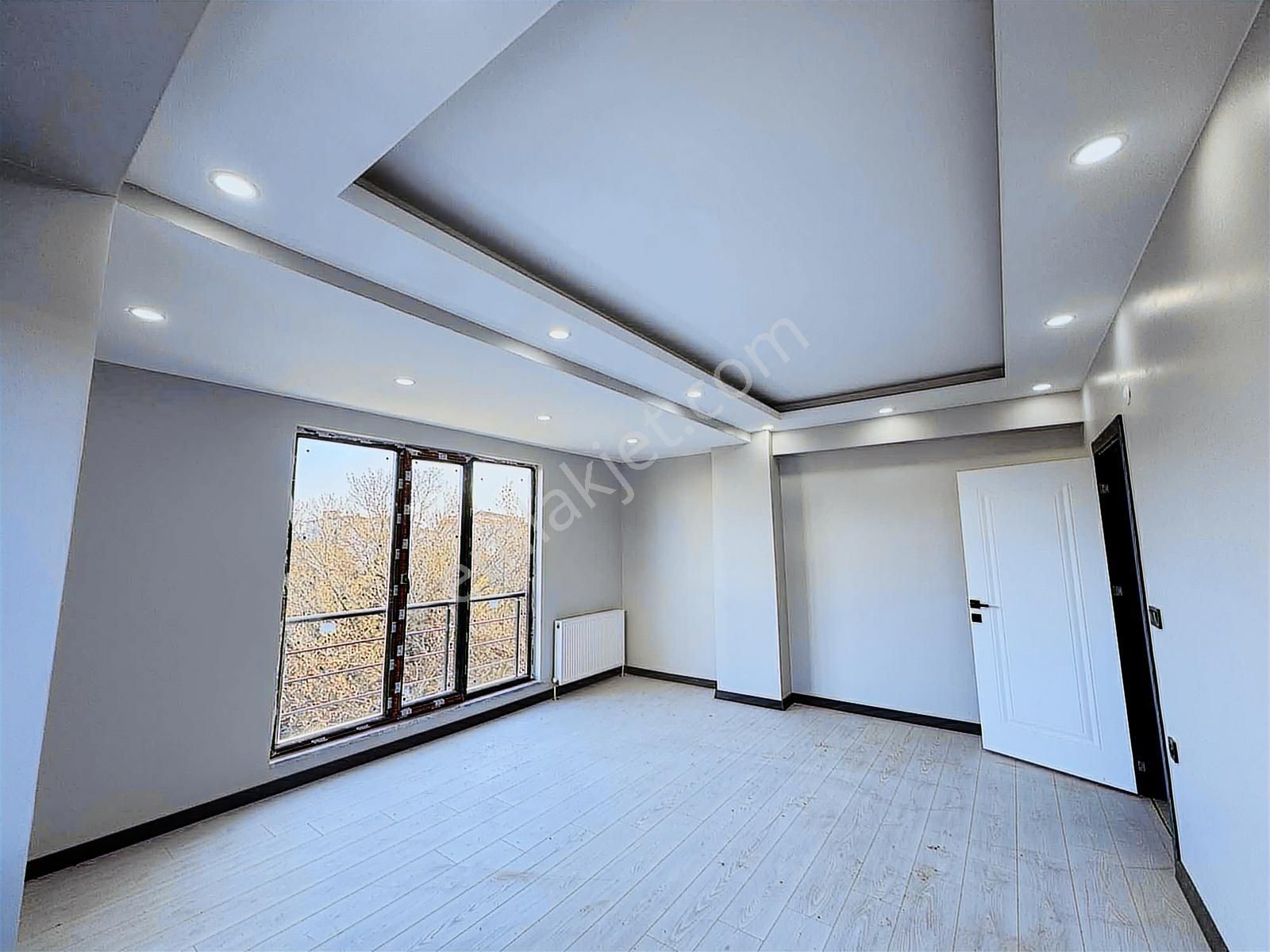 Gümüş Grouptan Y. Beyazıtta 2+1 Lüks Daire Otoparklı - Görsel 13