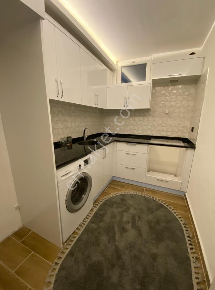 İstiklal Mah. Satılık 2+1 Bahçe Katı Balkonlu Salon Mutfak Ayrı - Görsel 23