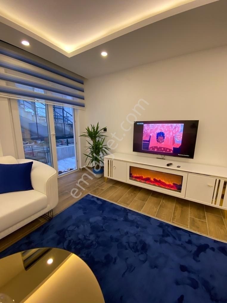 İstiklal Mah. Satılık 2+1 Bahçe Katı Balkonlu Salon Mutfak Ayrı - Görsel 2