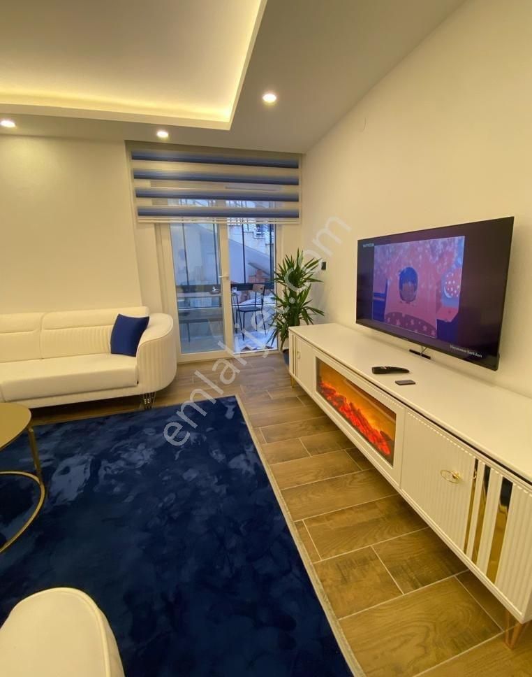 İstiklal Mah. Satılık 2+1 Bahçe Katı Balkonlu Salon Mutfak Ayrı - Görsel 8