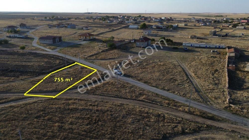 Yunak Çayırbaşında 755 M2 Müstakil Tapulu Konut İmarlı Arsa