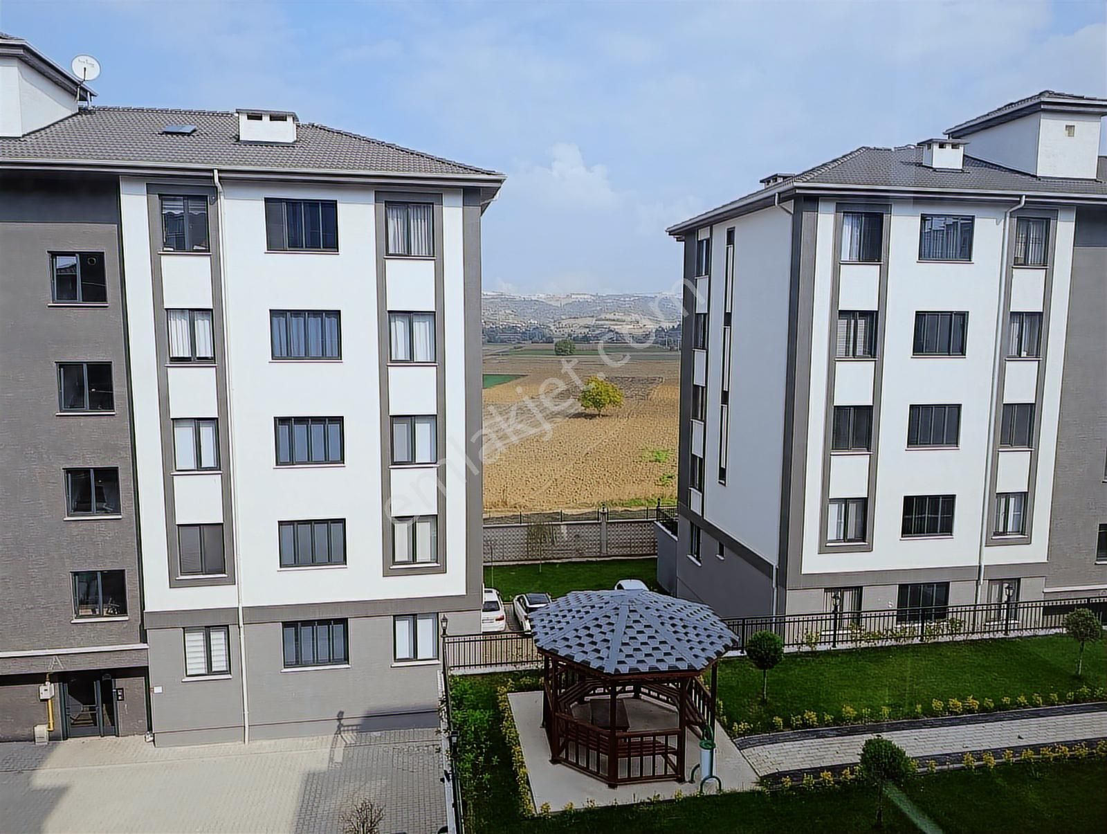 Kariyer Gayrimenkul'den Satılık 3+1 120 M2lüks Daireler - Görsel 31