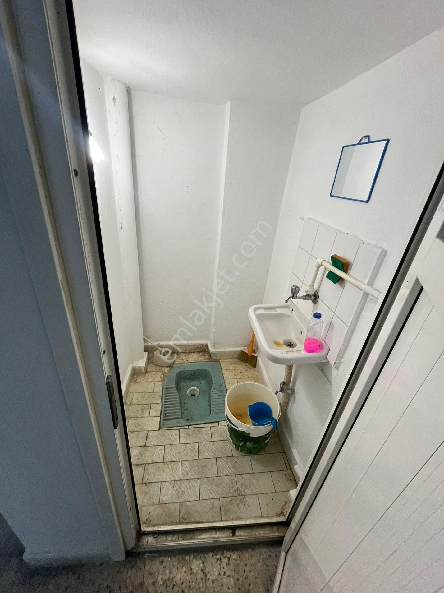 Uğurmumcu Mah. Tramvaya 1 Dk Lc Waikikinin Hemen Arkasında - Görsel 13