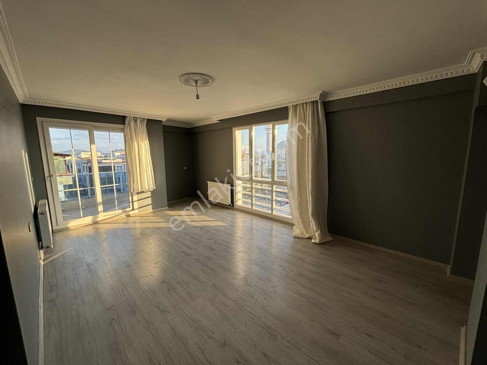 Merkezde Satılık 3+1 Arakat Her Katta Tek Daire Ebeveyn Banyolu - Görsel 7