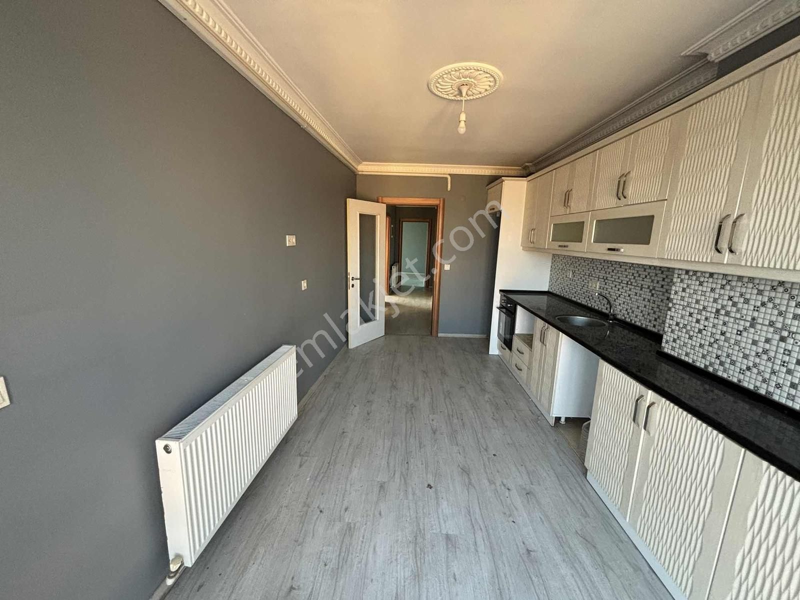 Merkezde Satılık 3+1 Arakat Her Katta Tek Daire Ebeveyn Banyolu - Görsel 13