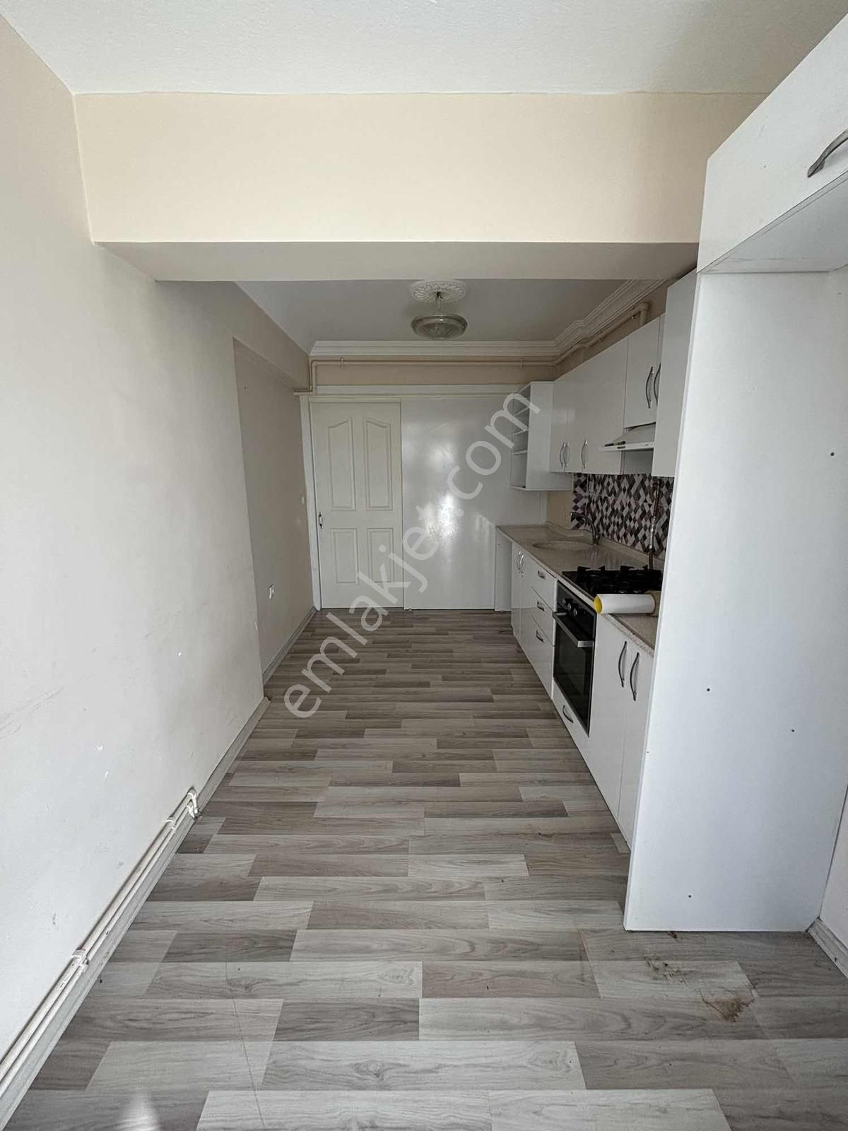 Fevzi Çakmak'ta Satılık 1+1 Kapalı Mutfak D.gazlı Daire - Görsel 18