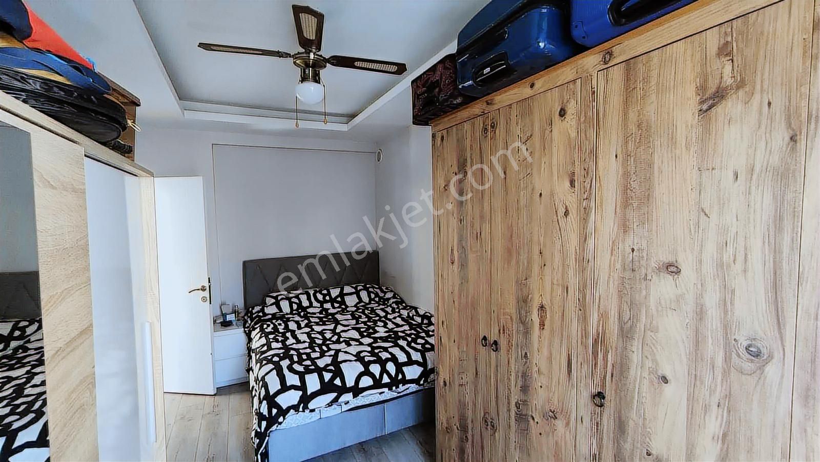 Fabrikalar Mahellesinde Satılık 1+1 Arakat Geniş Yeni Daire - Görsel 3