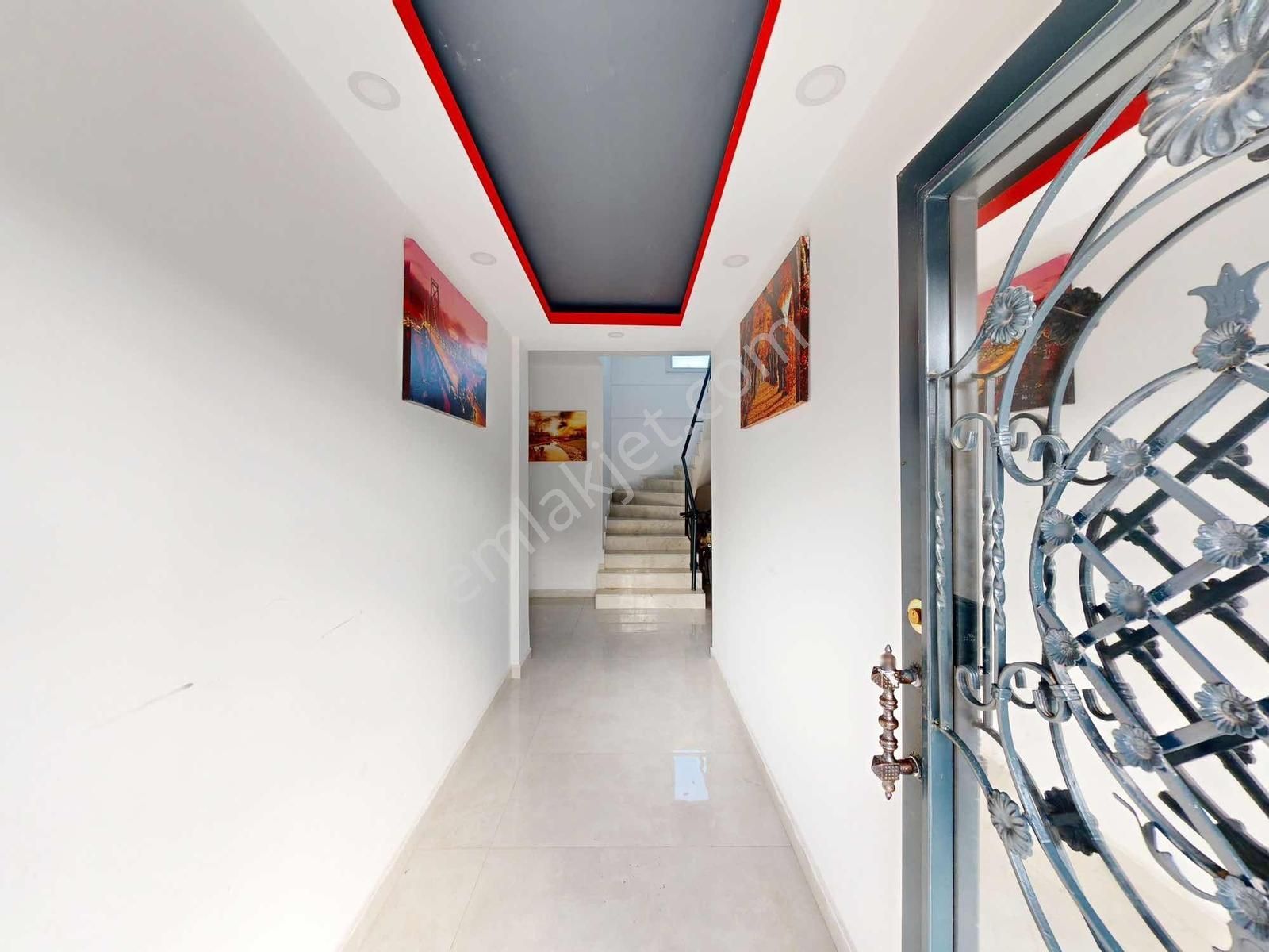 Bahçe Ve Otoparkı Kendine Ait 4+1 Özel Yapım Bahçe Dubleks - Görsel 19