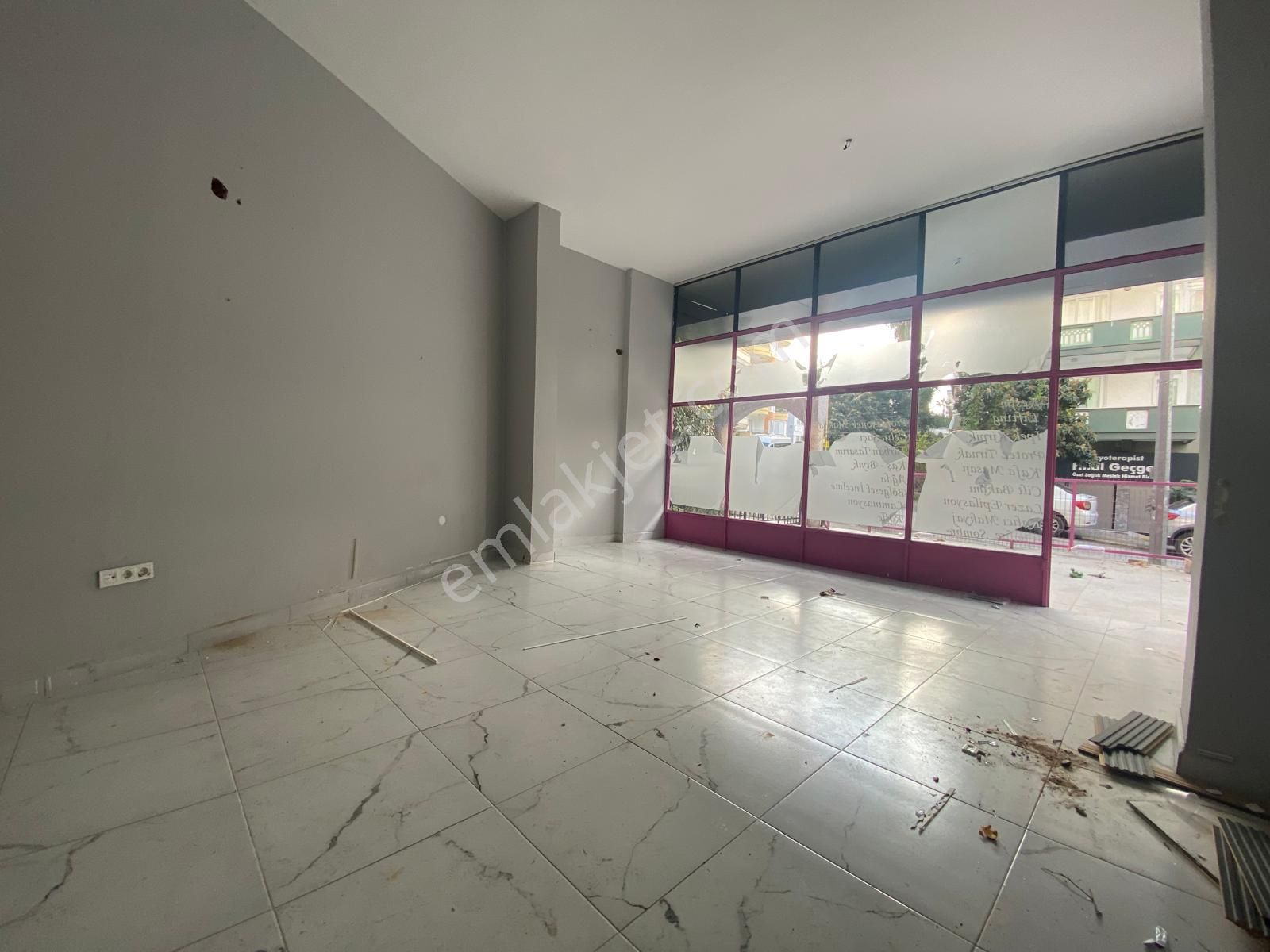 Alanya Saray Mahallesinde Sgk Karşısı Kiralık Dükkan - Görsel 3