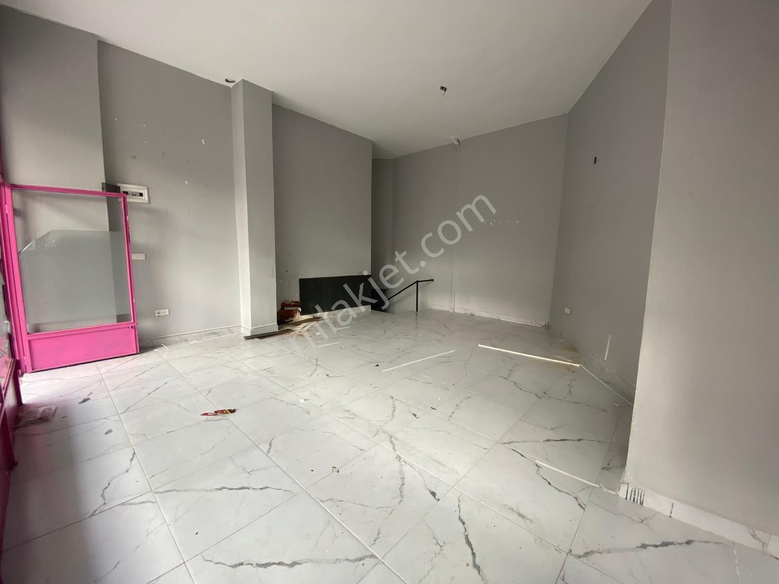 Alanya Saray Mahallesinde Sgk Karşısı Kiralık Dükkan - Görsel 5