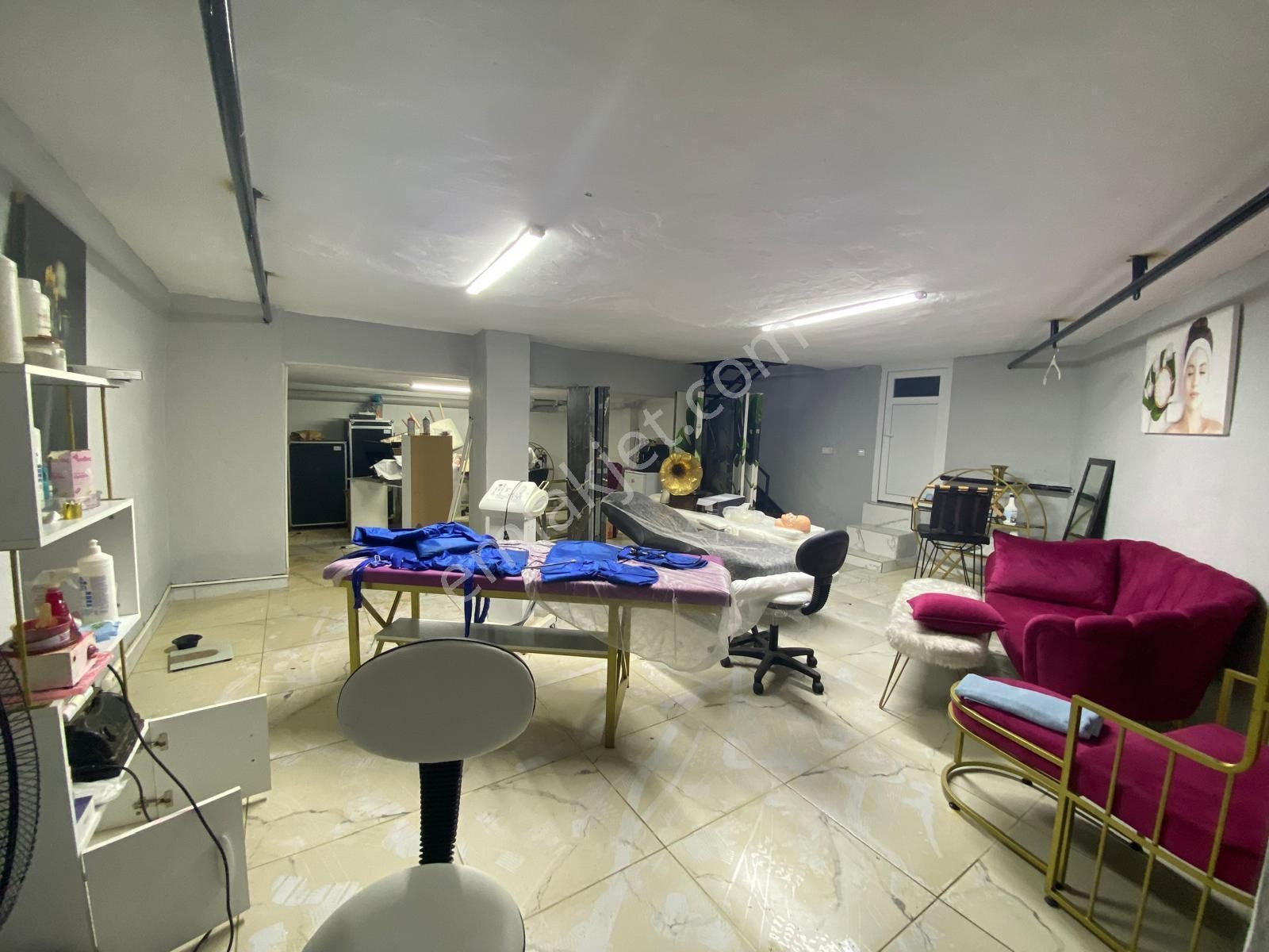 Alanya Saray Mahallesinde Sgk Karşısı Kiralık Dükkan - Görsel 12