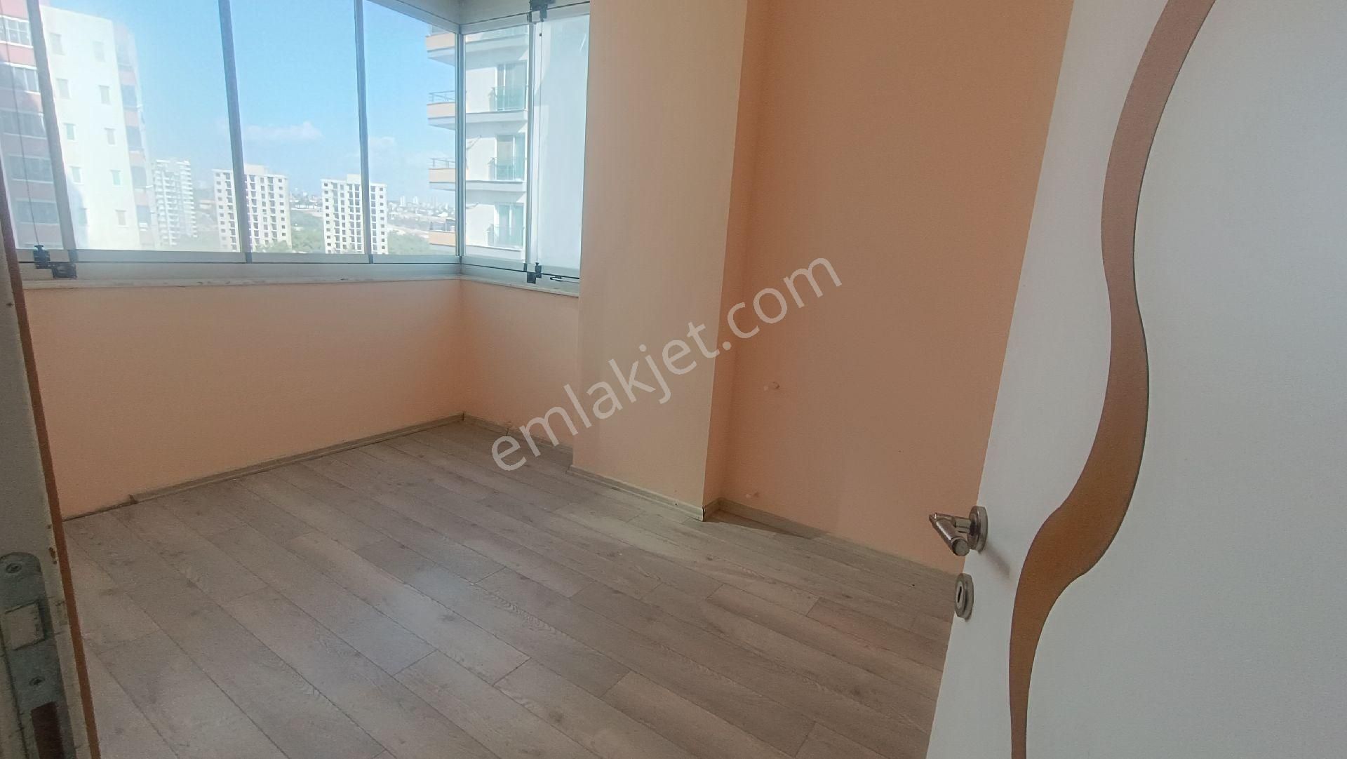 Gültepe Mahallesinde Havuzlu Site İçerisinde 3+1 Satılık Daire - Görsel 18