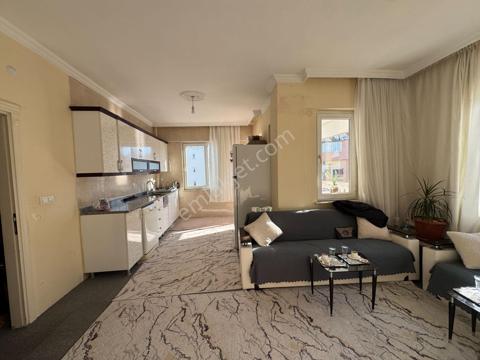 Kızılırmak Caddesine Çok Yakın Geniş Masrafsız 3+1 Dubleks - Görsel 3