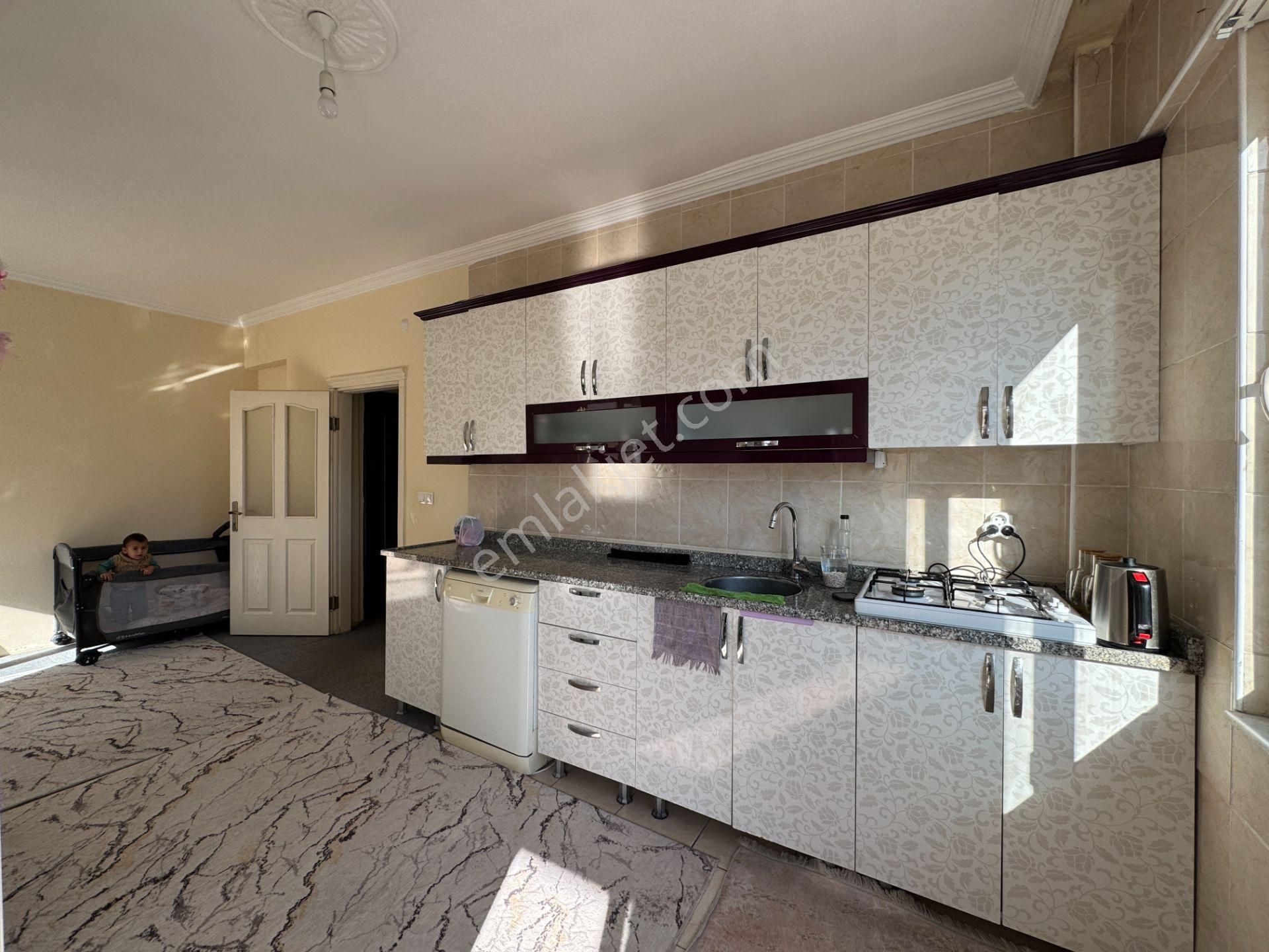 Kızılırmak Caddesine Çok Yakın Geniş Masrafsız 3+1 Dubleks - Görsel 8