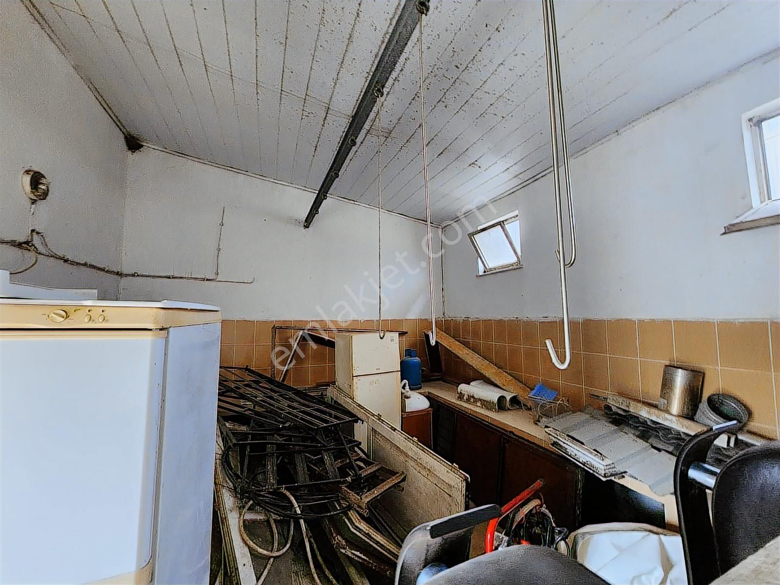 Yukarıkirazca'da Geniş Ve Çok Amaçlı Kiralık İş Yeri - Görsel 24