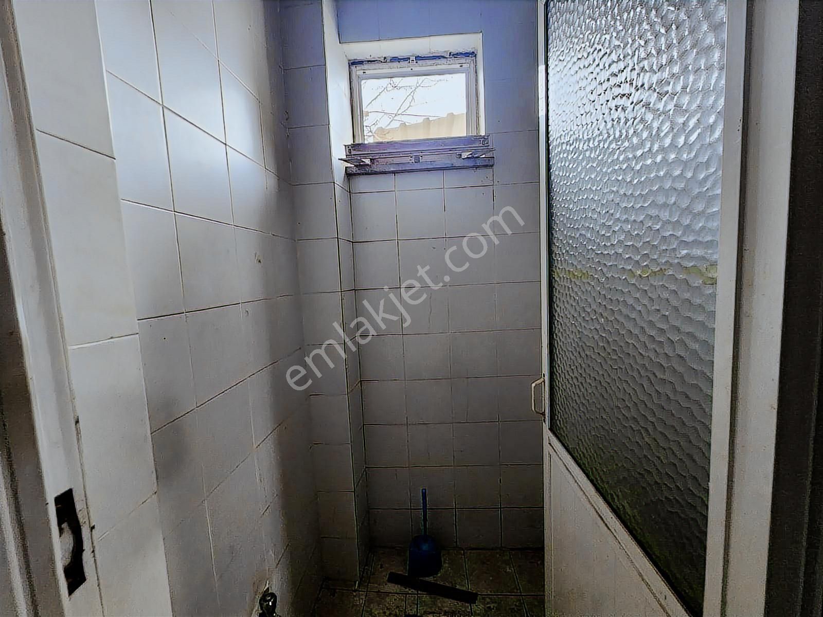 Yukarıkirazca'da Geniş Ve Çok Amaçlı Kiralık İş Yeri - Görsel 4