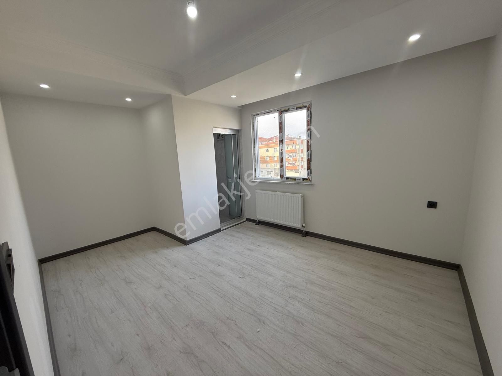 Gümüş Grouptan Devlet Hastanesinin Karşısında Satılık 3+1 Daire - Görsel 28