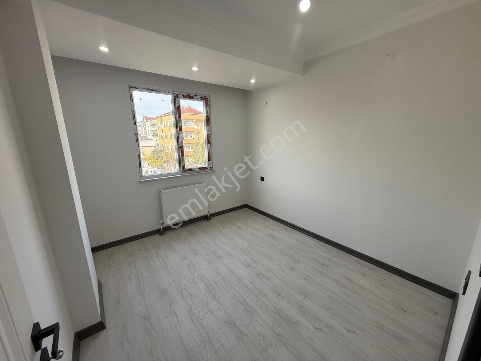 Gümüş Grouptan Devlet Hastanesinin Karşısında Satılık 3+1 Daire - Görsel 8