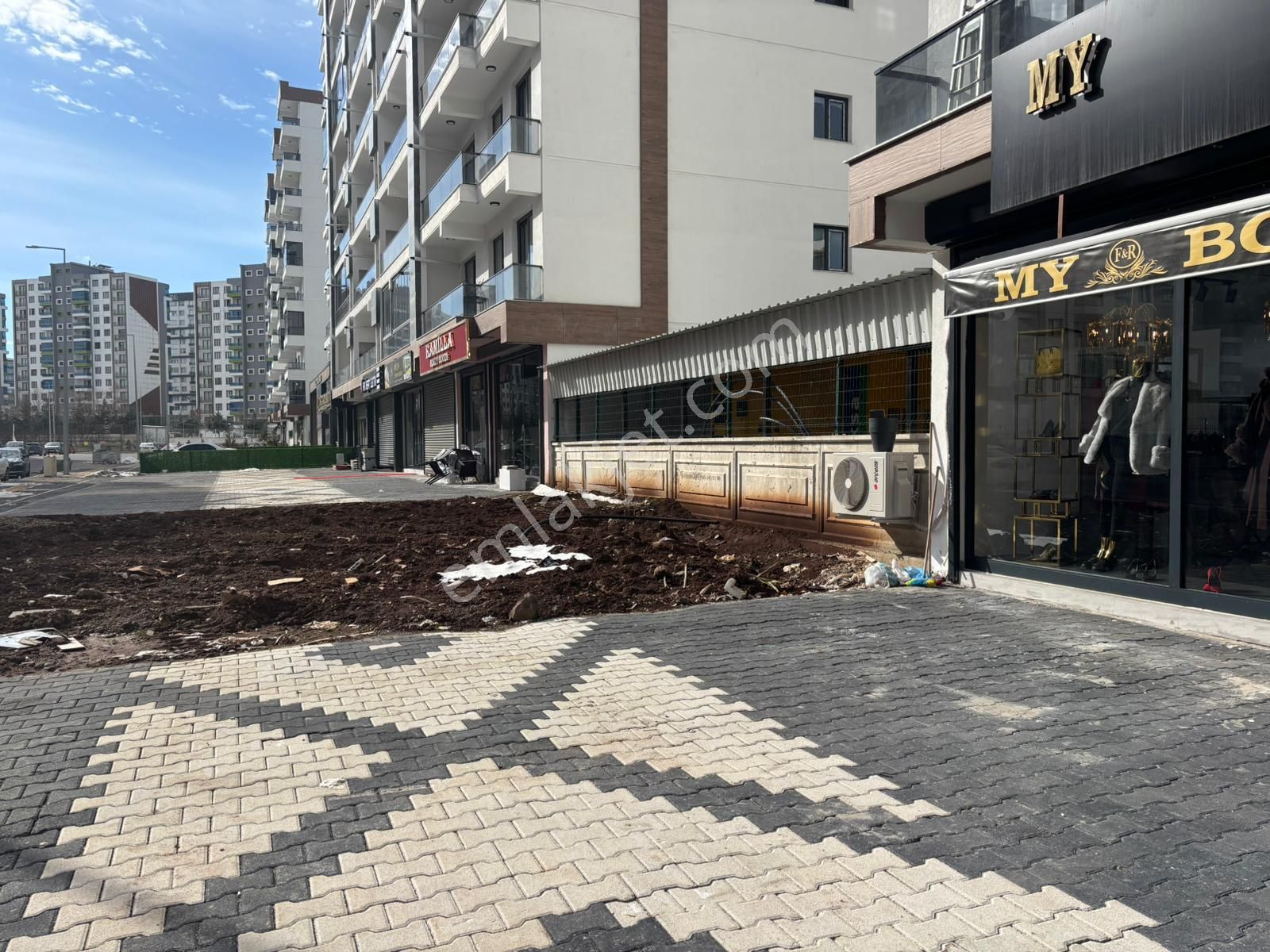 Makro Life Gayrimenkul'den Mastfroşta Cadde Üzeri Satılık Dükkan - Görsel 9