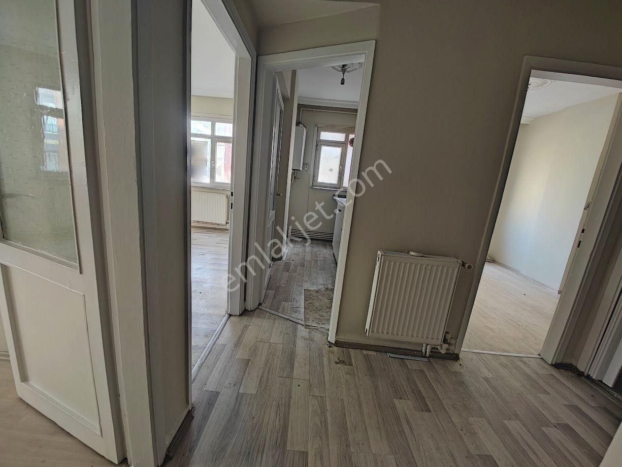 Yıldız Dan Metgrobüse Çok Yakın Kredili 2+1 Boş Fırsat Ara Kat Daire - Görsel 12