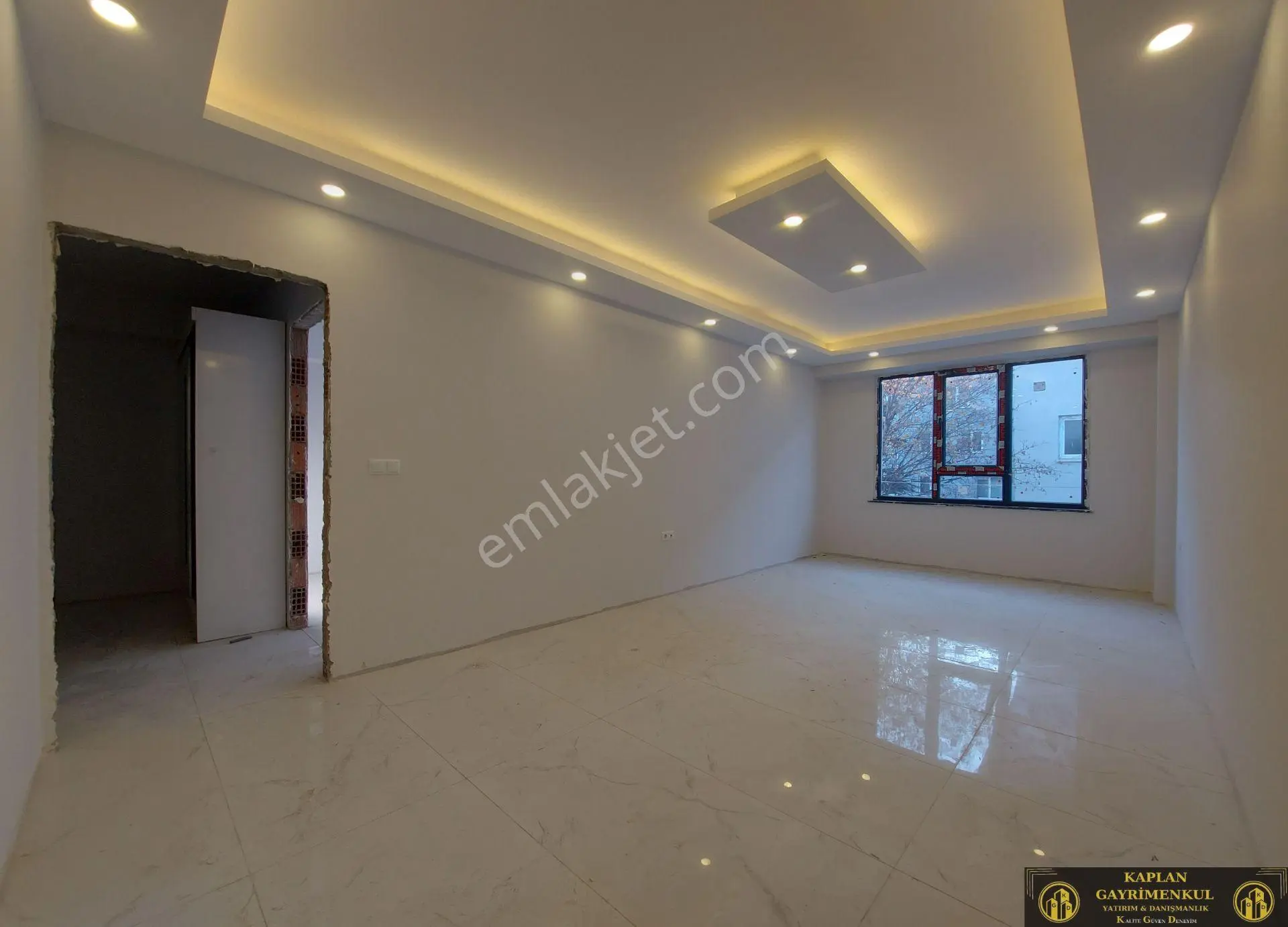 Kaplan Gayrimenkul’den Ertaş Caddesi Yakını 2+1 107m² Özel Garajlı Satılık Daire - Görsel 3