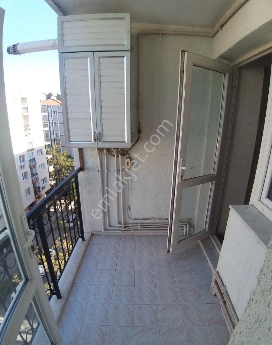 Buca Barış Mah./kızkulesi Yakını//130m2 3+1//arakat/aileye Daire - Görsel 20