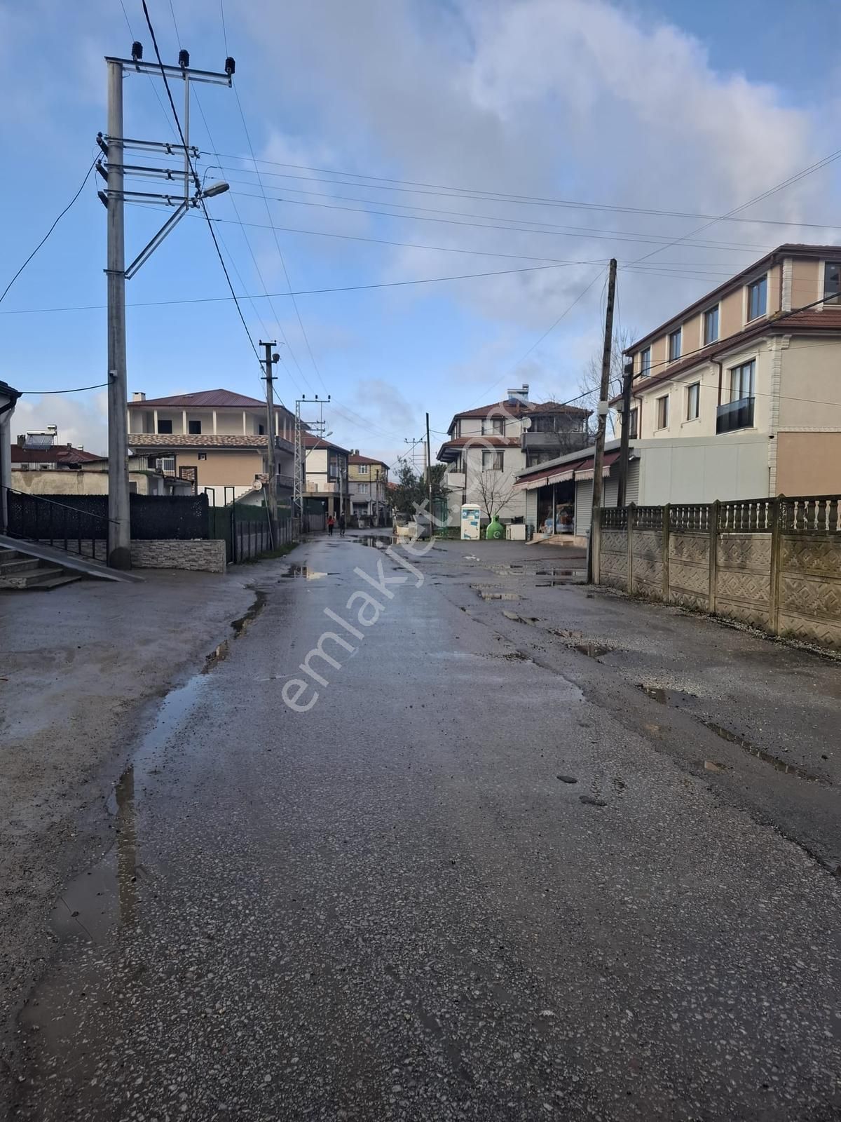 Rüstemler'de 300m² Kiralık Depo & Dükkan - Hazır Alan - Görsel 3