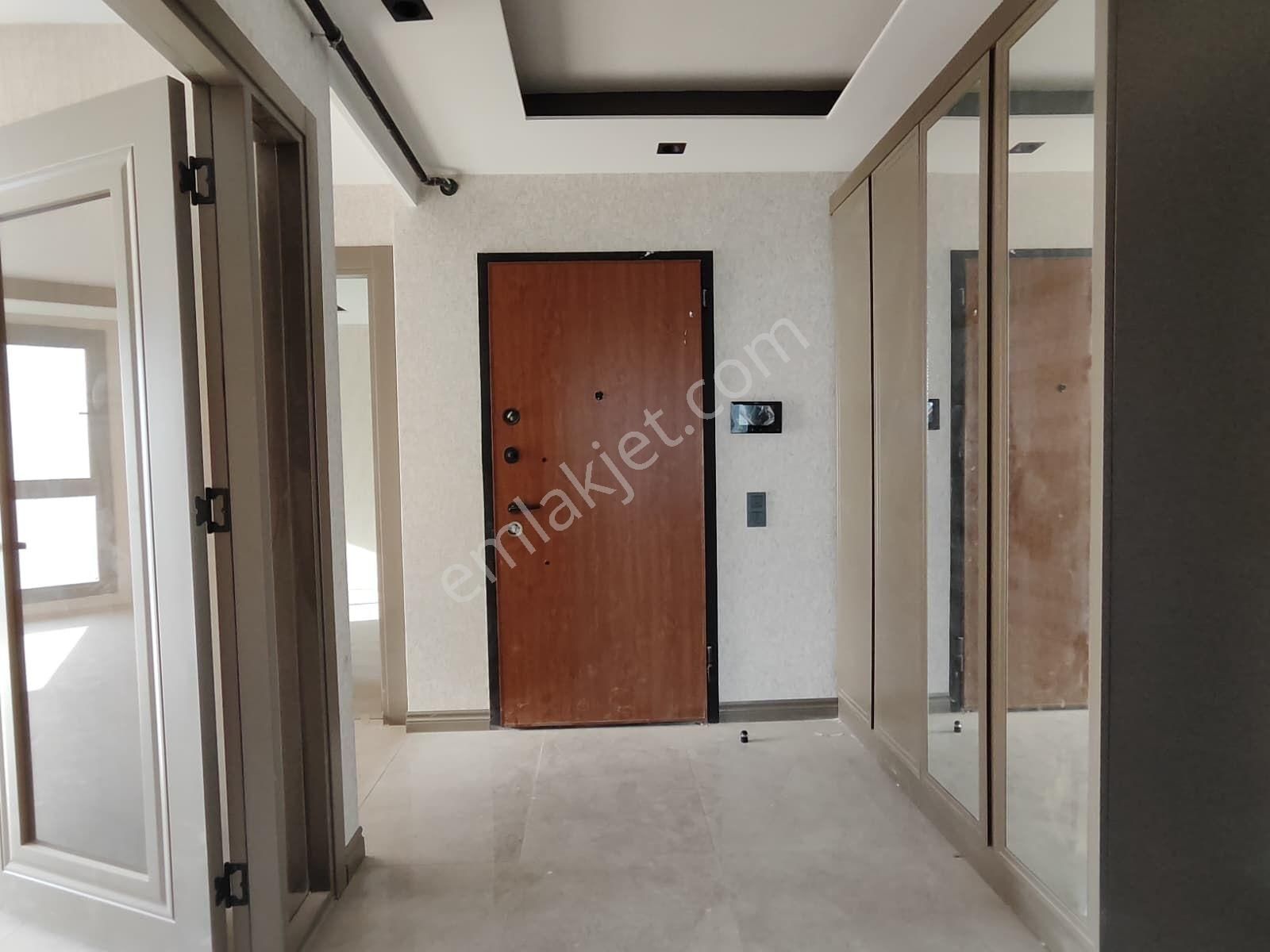 Thor'dan Yenişehir Menteş'de Site İçerisinde Havuzlu 3+1 Daire - Görsel 10